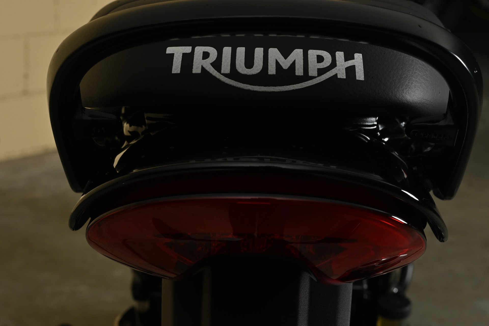 TRIUMPH Scrambler 400 X-image-11