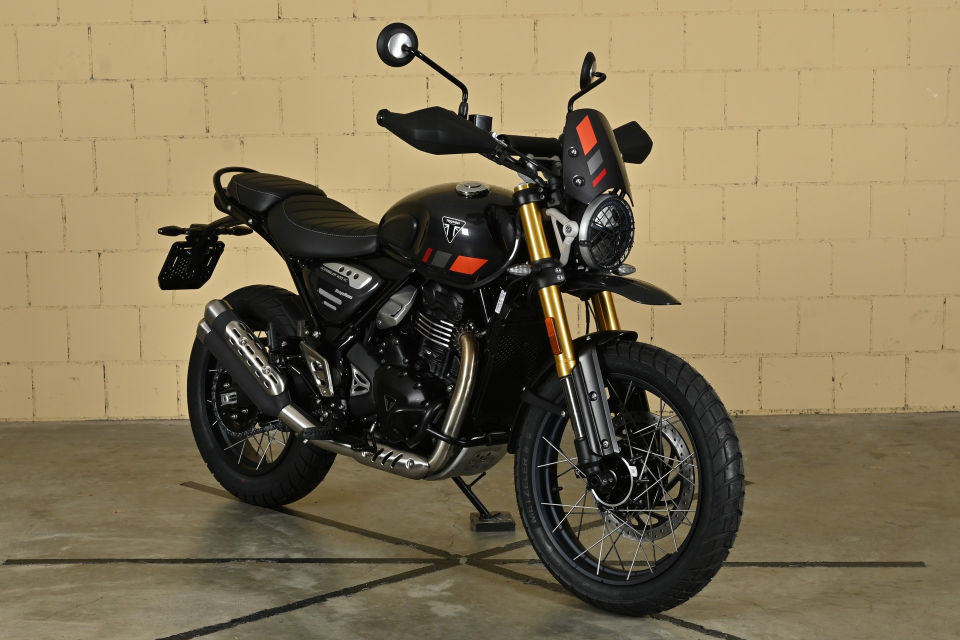 TRIUMPH Scrambler 400 X-image-1