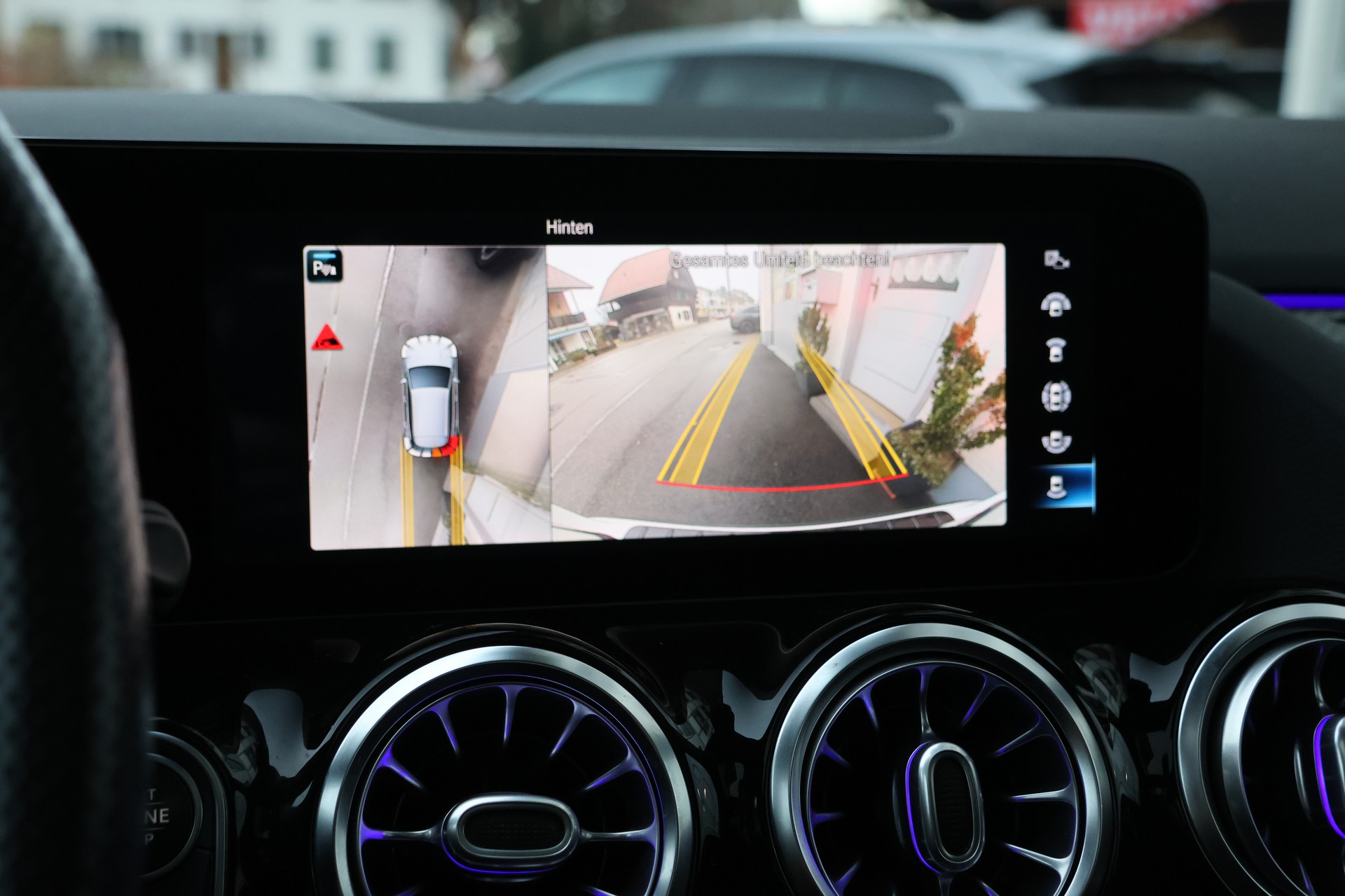 MERCEDES-BENZ GLA 35 AMG 4Matic 8G-Speedshift DCT (CH)-image-21