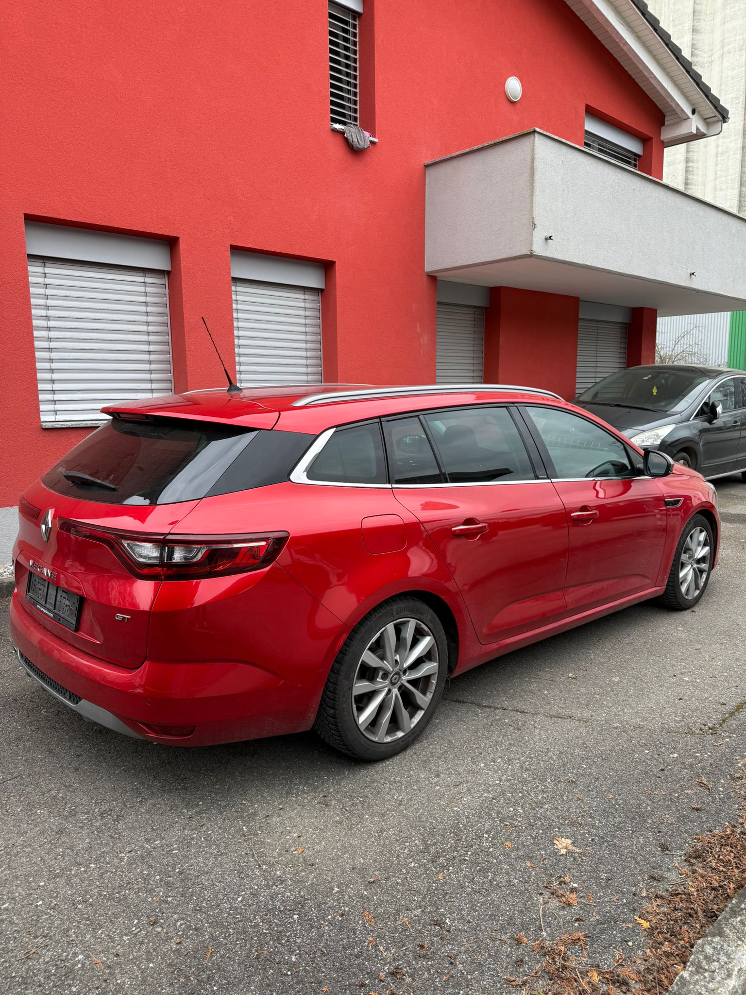 RENAULT Mégane Grandtour 1.6 16V Turbo GT EDC-image-4