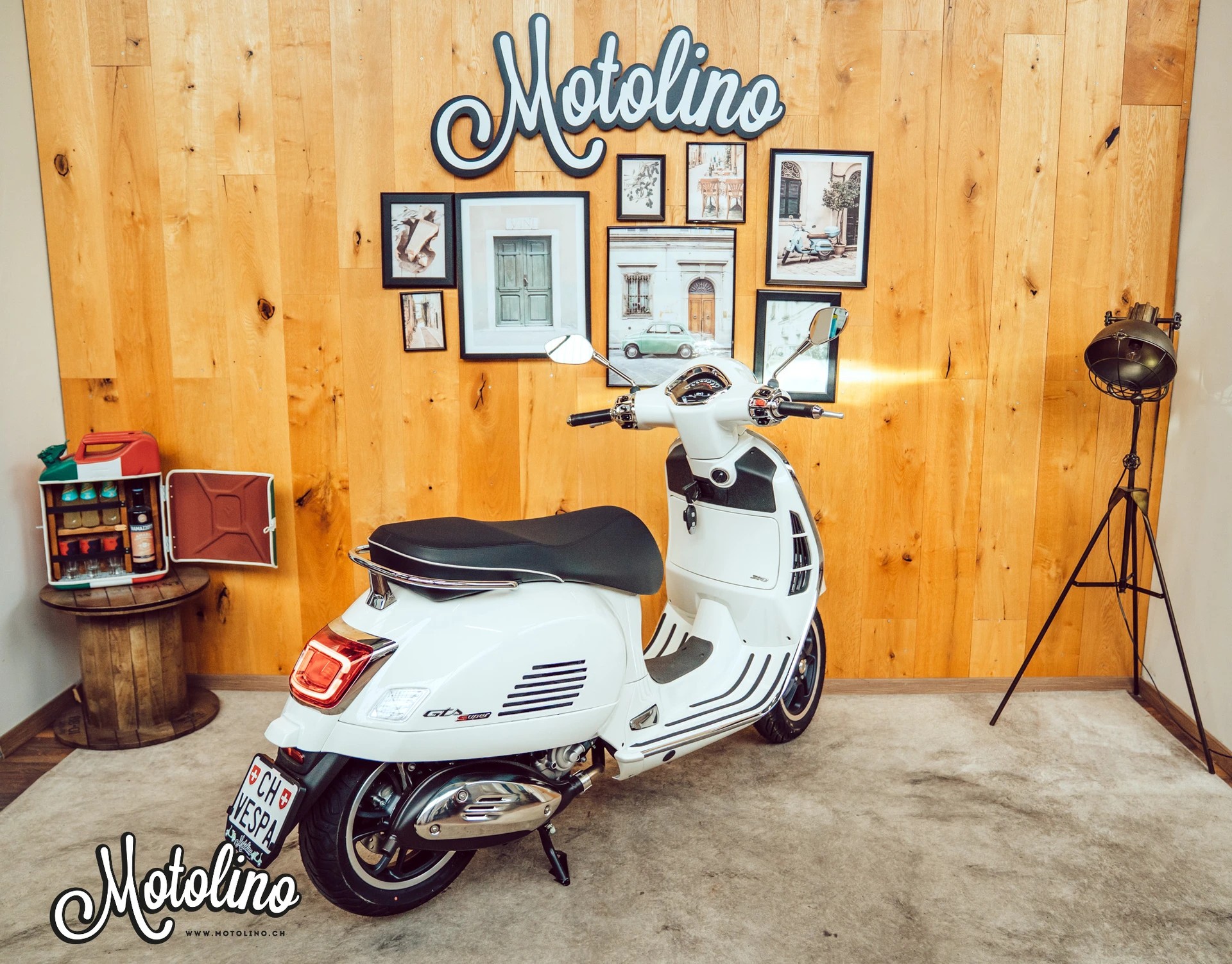 PIAGGIO Vespa GTS 125 Super RST Euro 5+-image-11