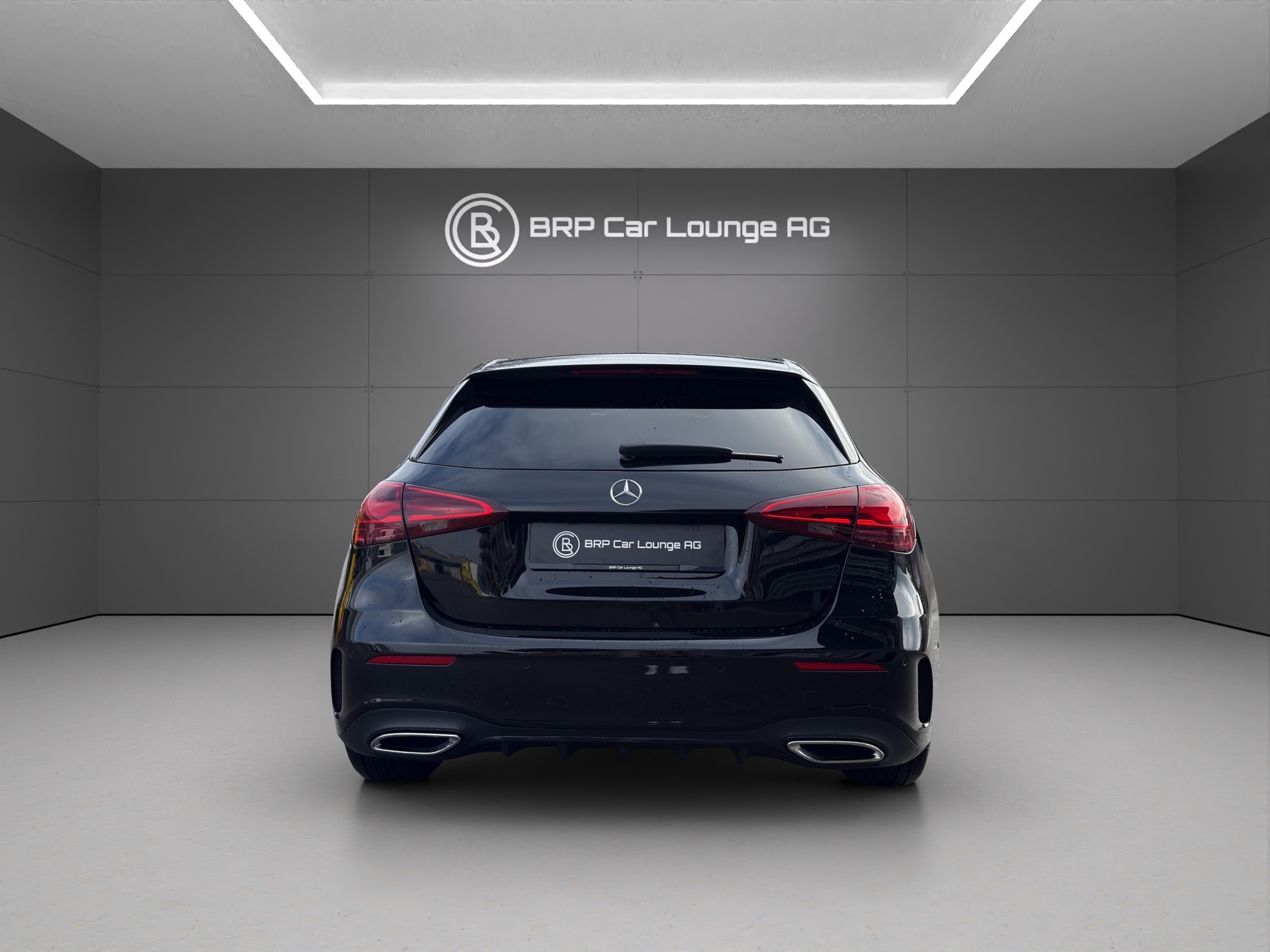 MERCEDES-BENZ A 180d * FACELIFT * AMG Line *-showroom-element-3