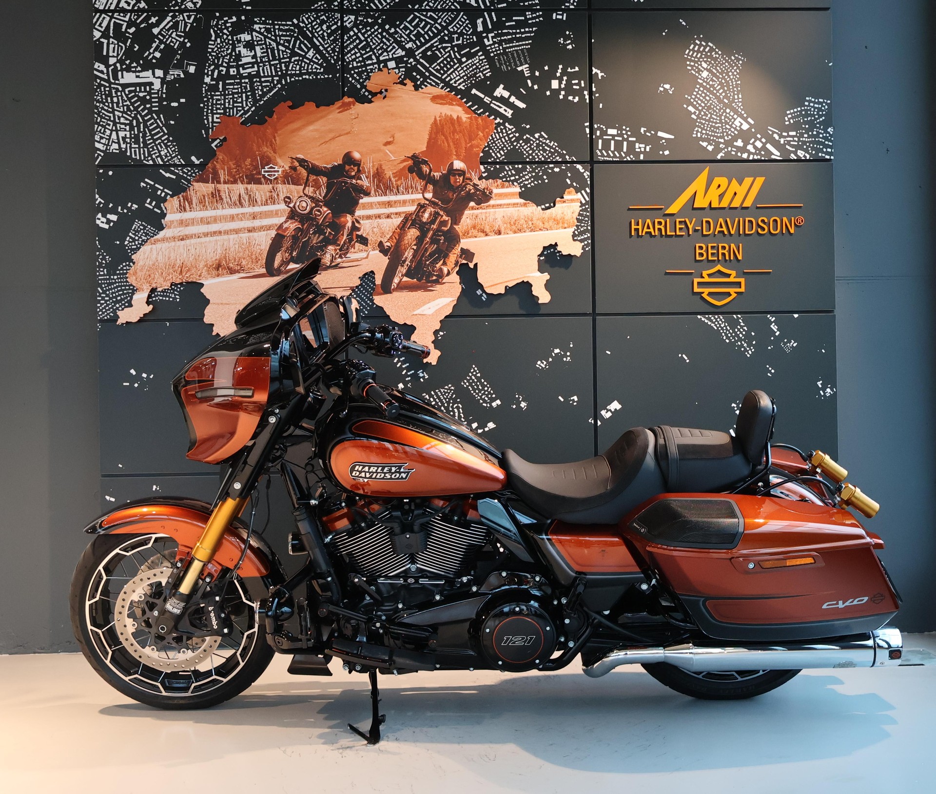 HARLEY-DAVIDSON FLHXSE Street Glide CVO 121-image-3