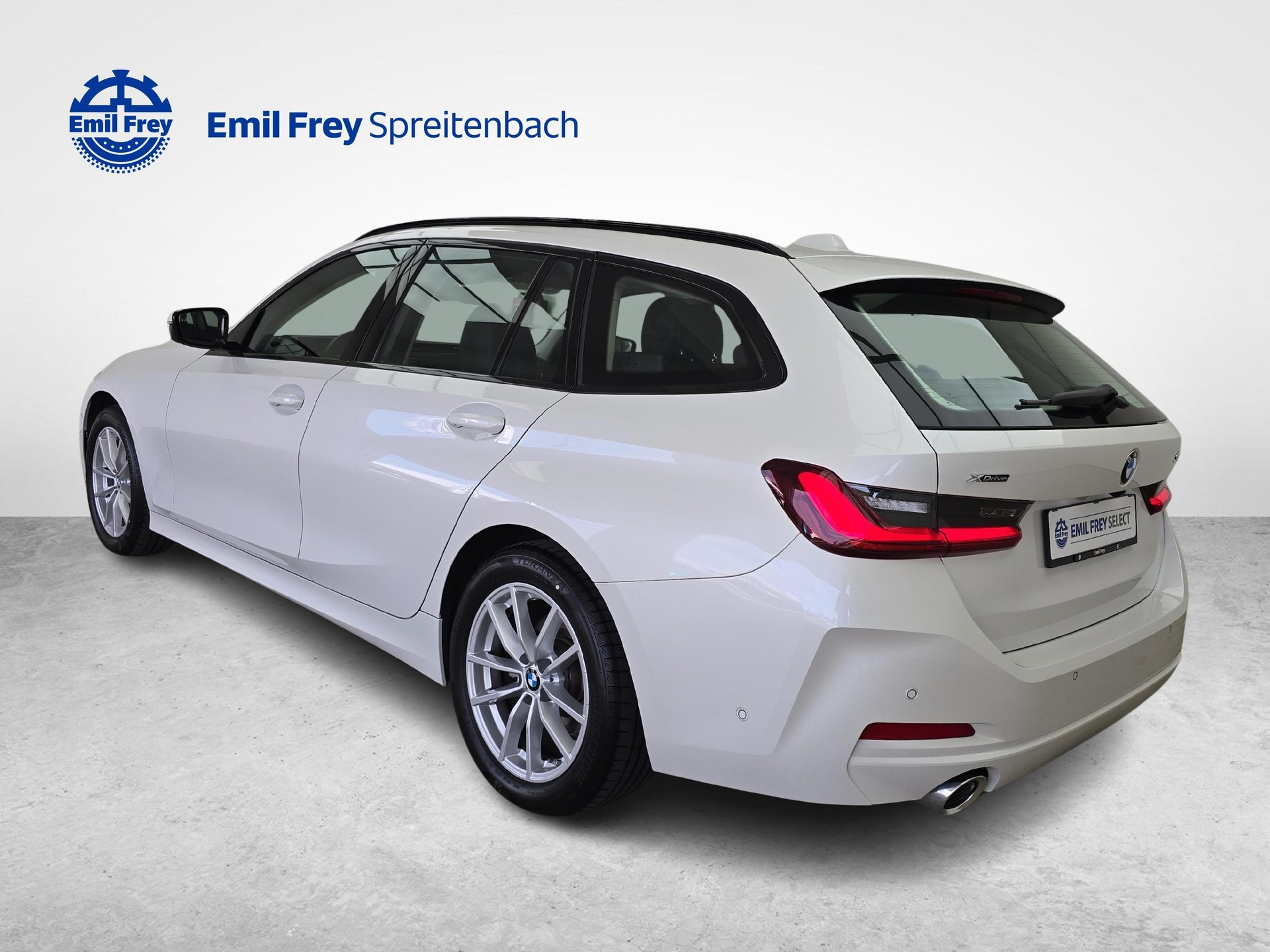 BMW 320d xDrive SAG Touring / Jetzt mit attraktivem 1.99% Leasing!-showroom-element-2