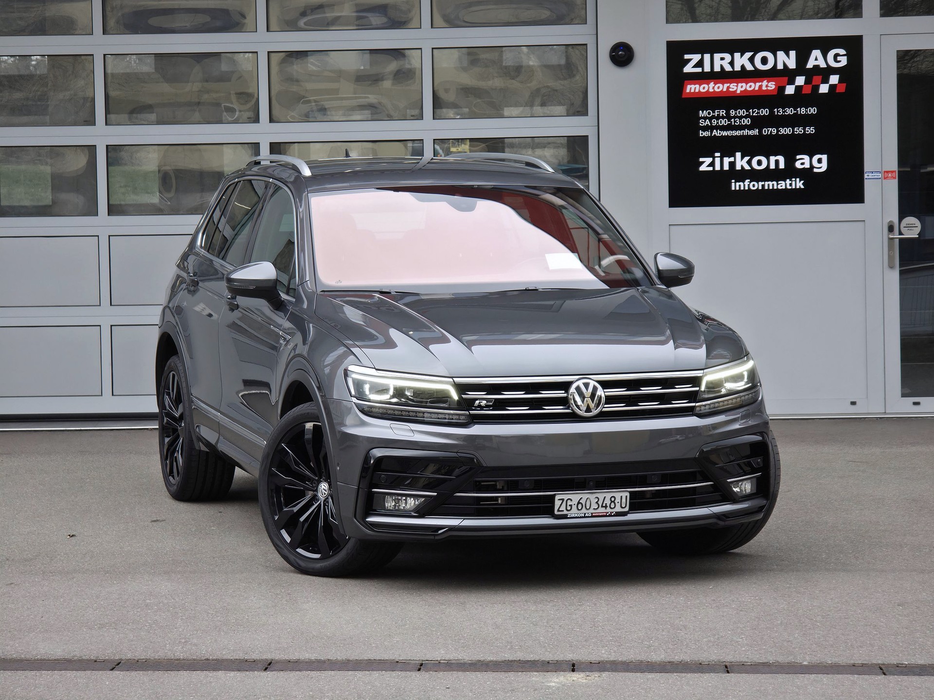VW Tiguan 2.0 TSI R-Line HighLine DGS 4Motion ABT-showroom-element-1
