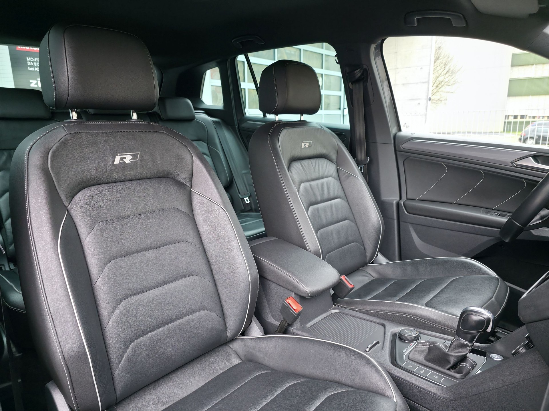 VW Tiguan 2.0 TSI R-Line HighLine DGS 4Motion ABT-image-16