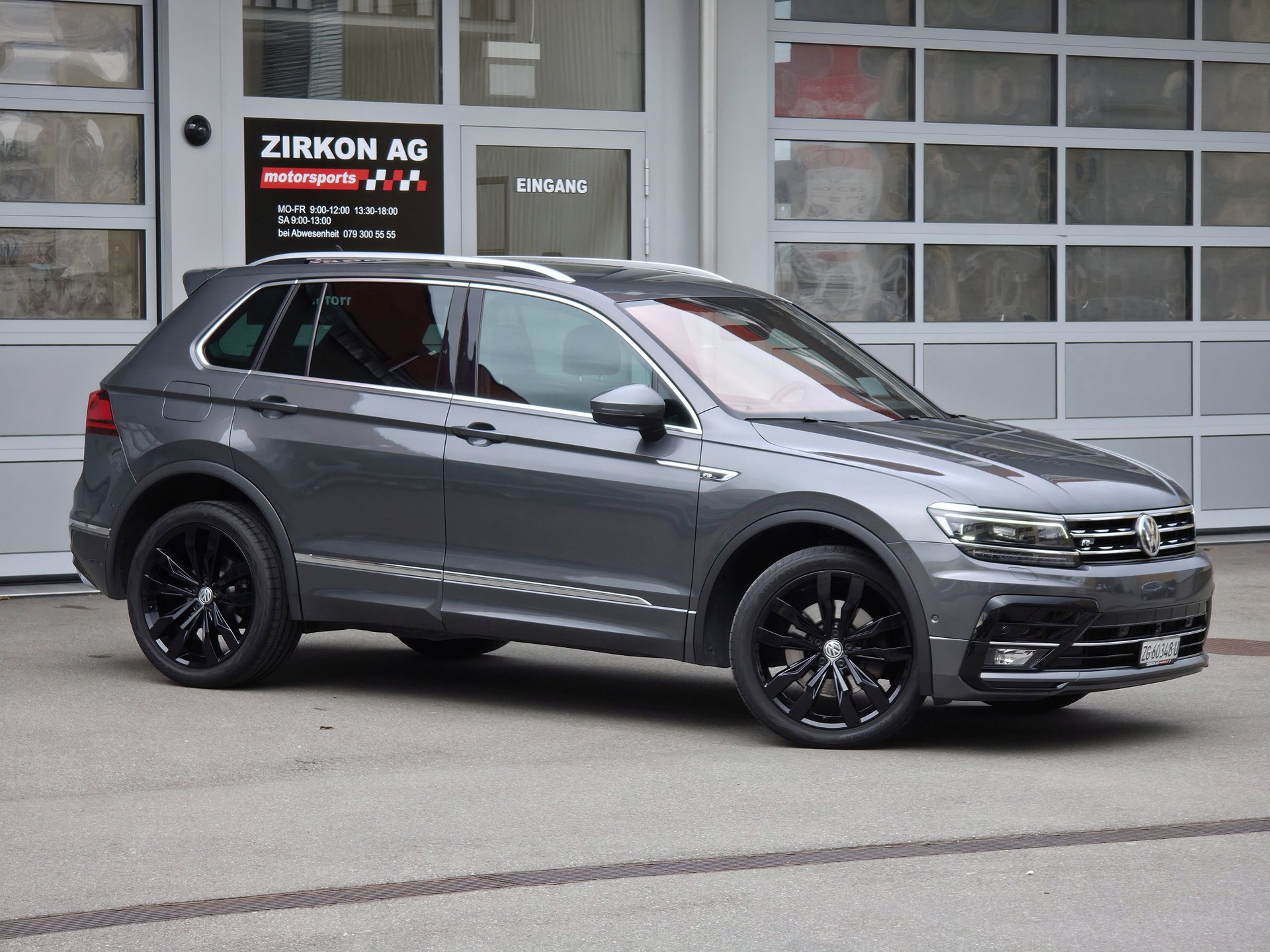 VW Tiguan 2.0 TSI R-Line HighLine DGS 4Motion ABT-showroom-element-3