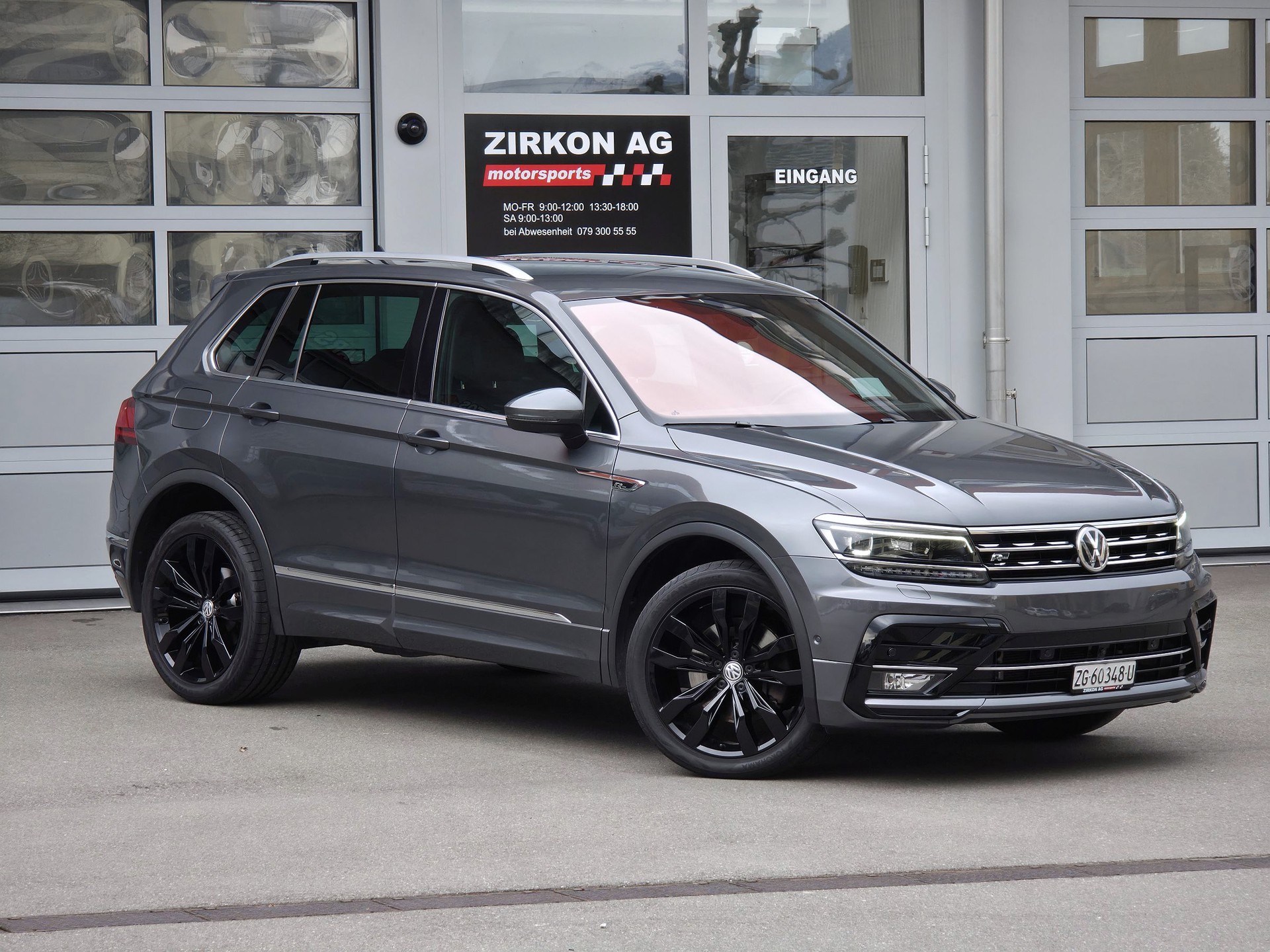 VW Tiguan 2.0 TSI R-Line HighLine DGS 4Motion ABT-showroom-element-2