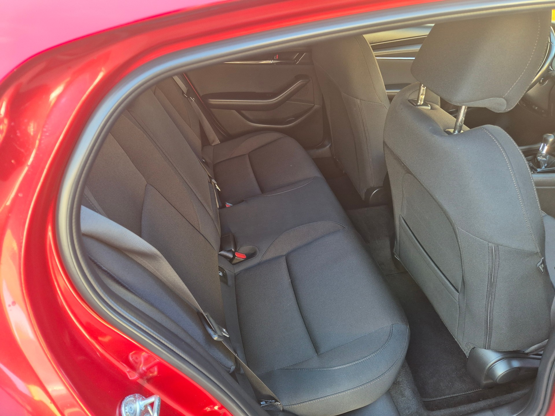 MAZDA 3 Hatchback SKYACTIV-X M Hybrid 180 Revolution AWD-image-9