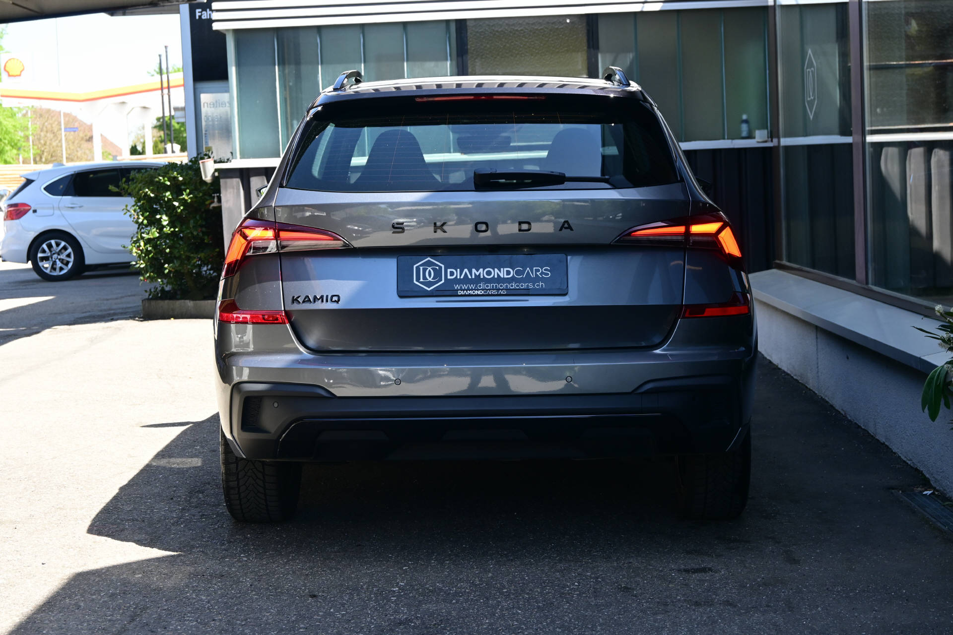 SKODA Kamiq 1.0 TSI Monte Carlo DSG *Werksgarantie bis 11/29*Rückfahrkamera*8-fach bereift-image-10