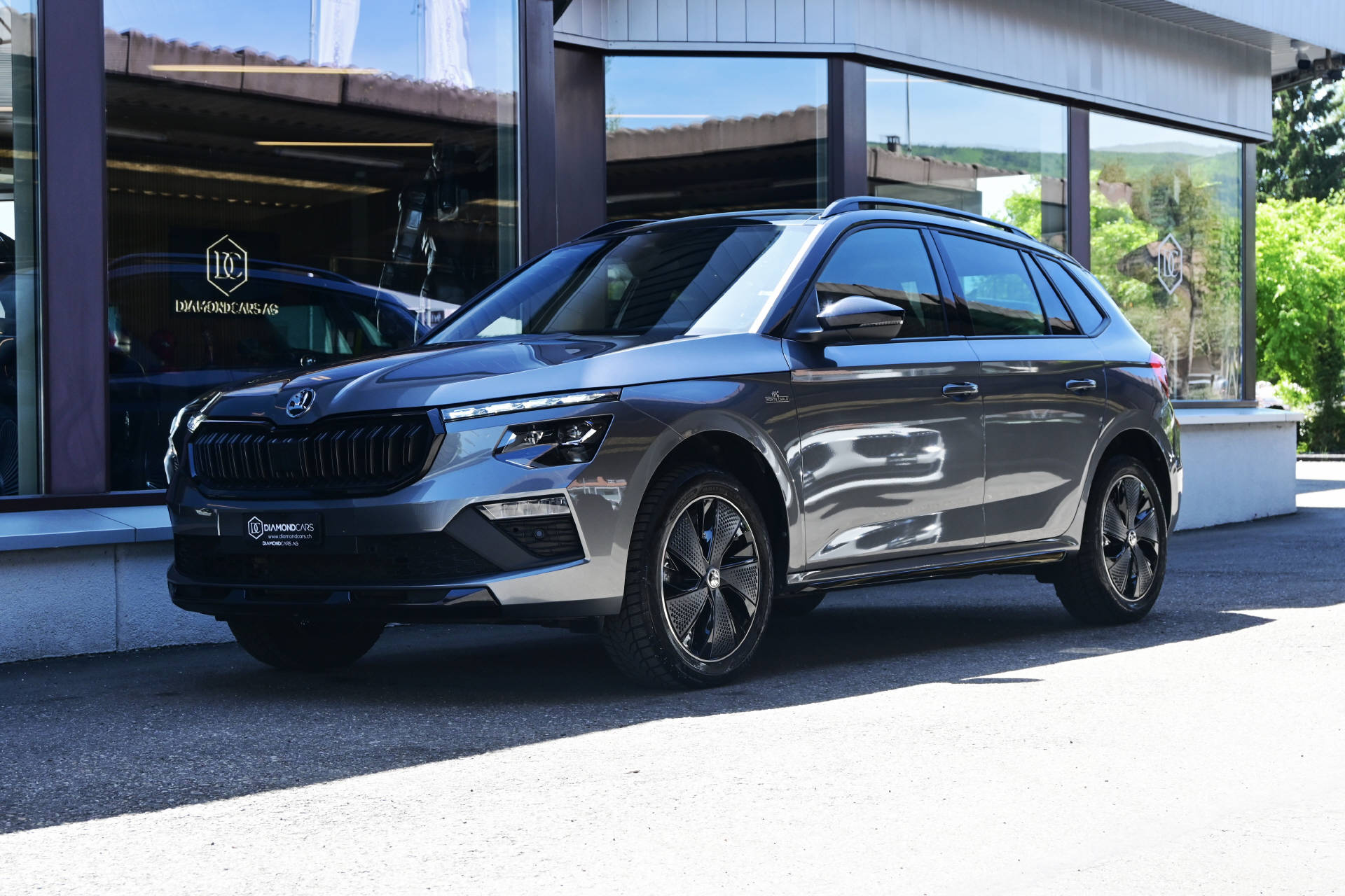SKODA Kamiq 1.0 TSI Monte Carlo DSG *Werksgarantie bis 11/29*Rückfahrkamera*8-fach bereift