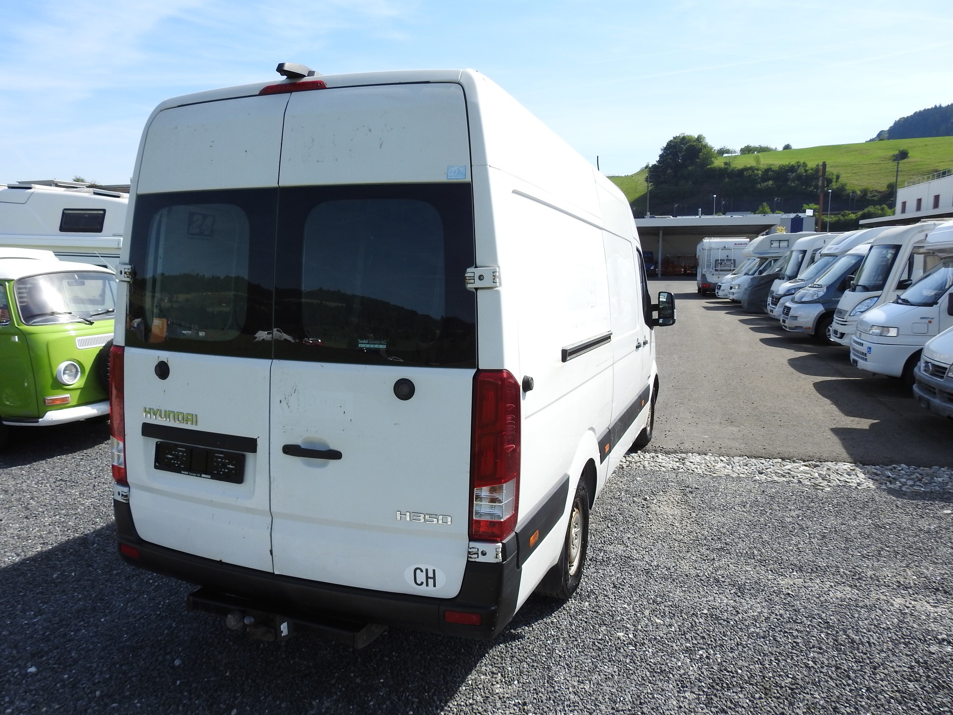HYUNDAI H350 2.5 CRDi Amplia L2-image-6