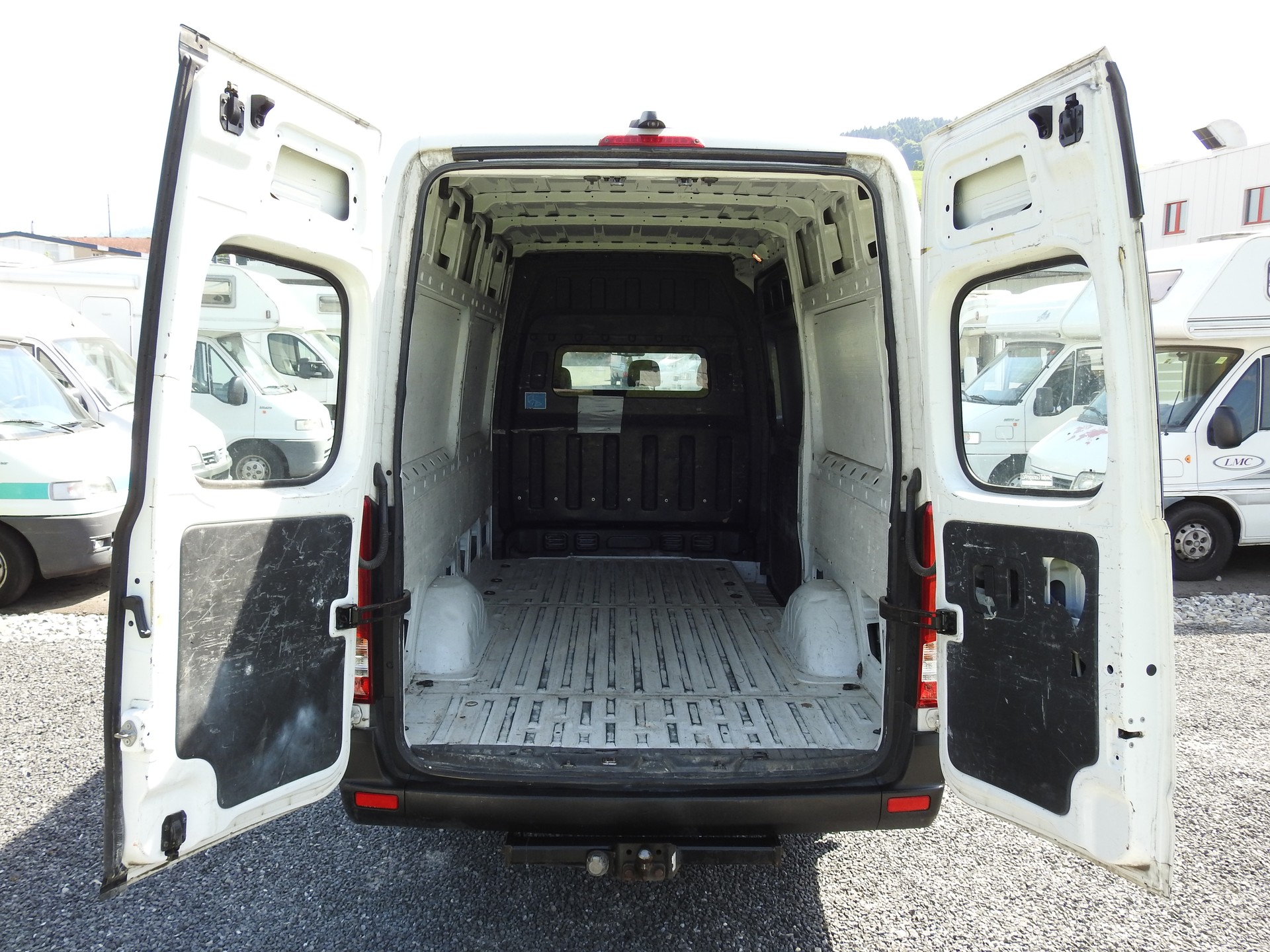 HYUNDAI H350 2.5 CRDi Amplia L2-image-25