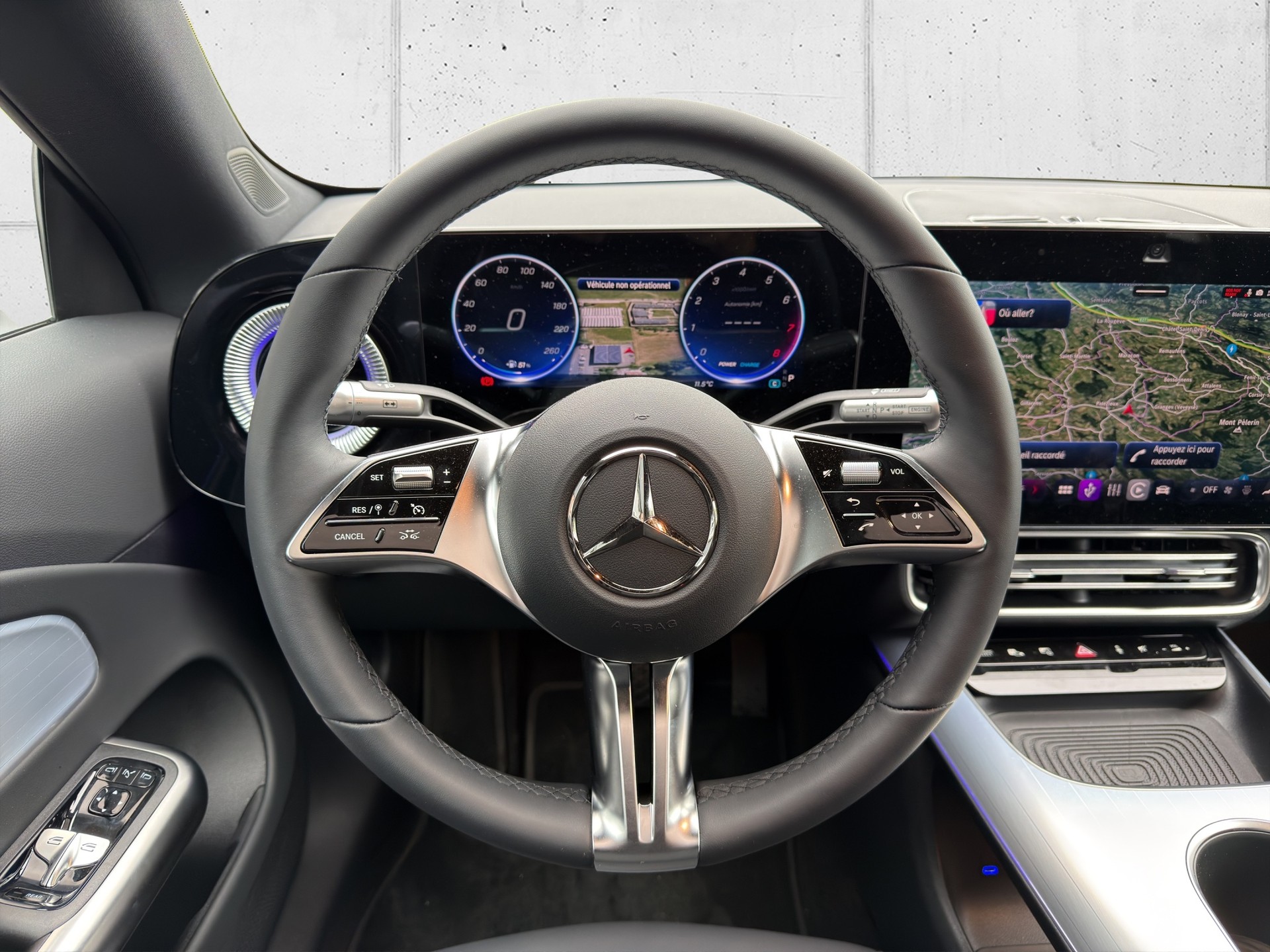 MERCEDES-BENZ CLA 180 8G-DCT-image-14