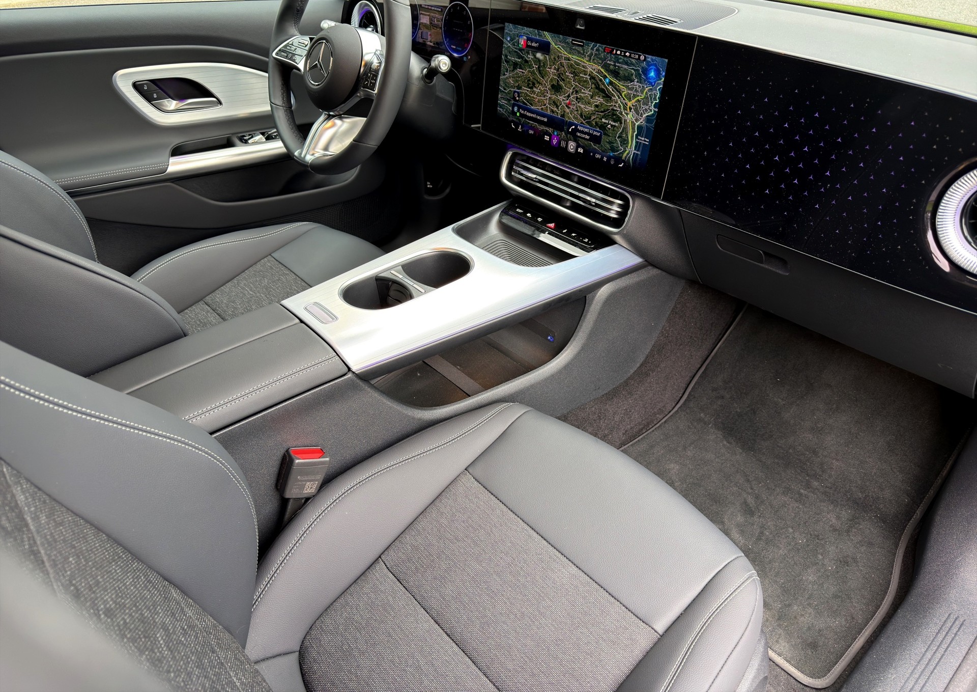 MERCEDES-BENZ CLA 180 8G-DCT-image-22