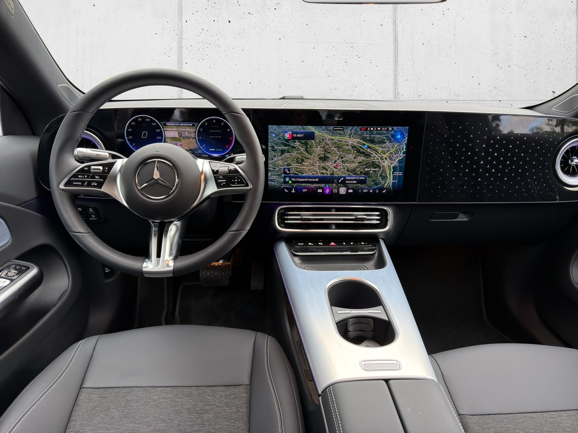 MERCEDES-BENZ CLA 180 8G-DCT-image-13