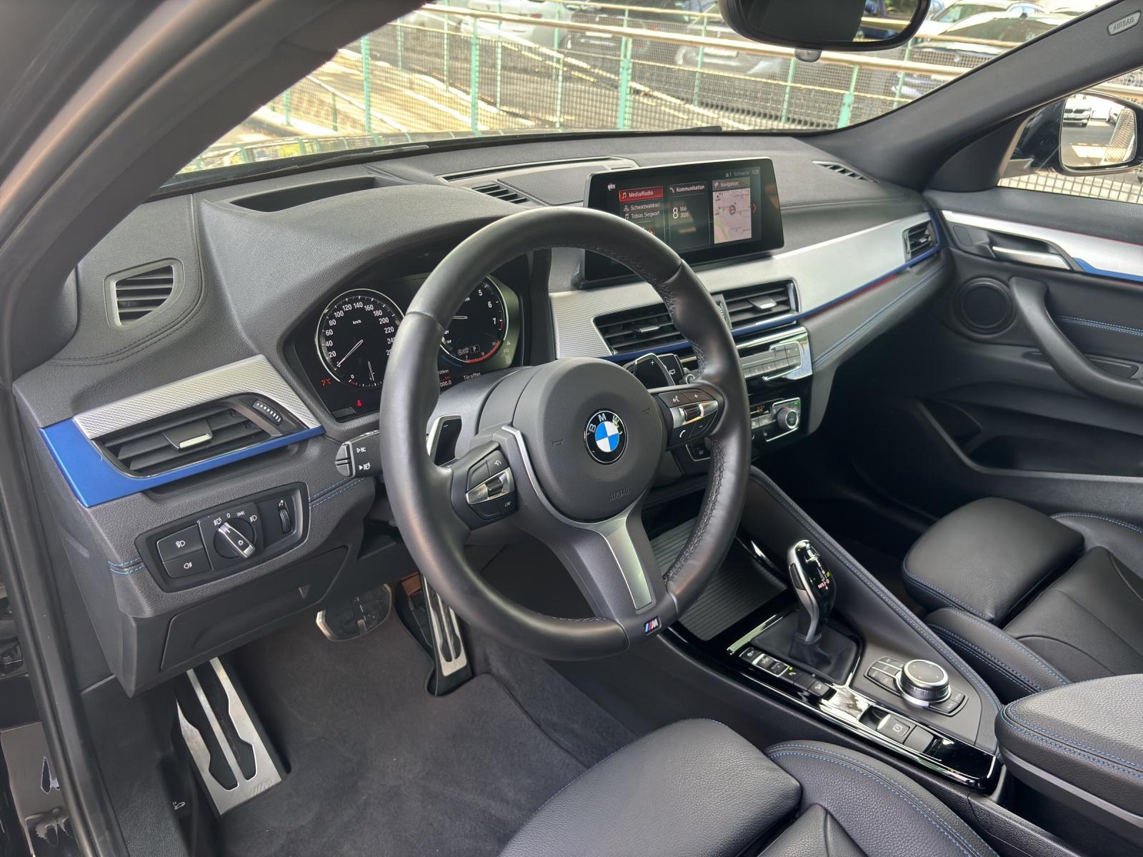 BMW X2 20i xDrive SAG-image-18