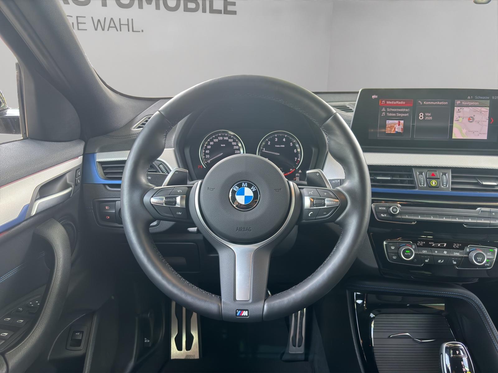 BMW X2 20i xDrive SAG-image-5