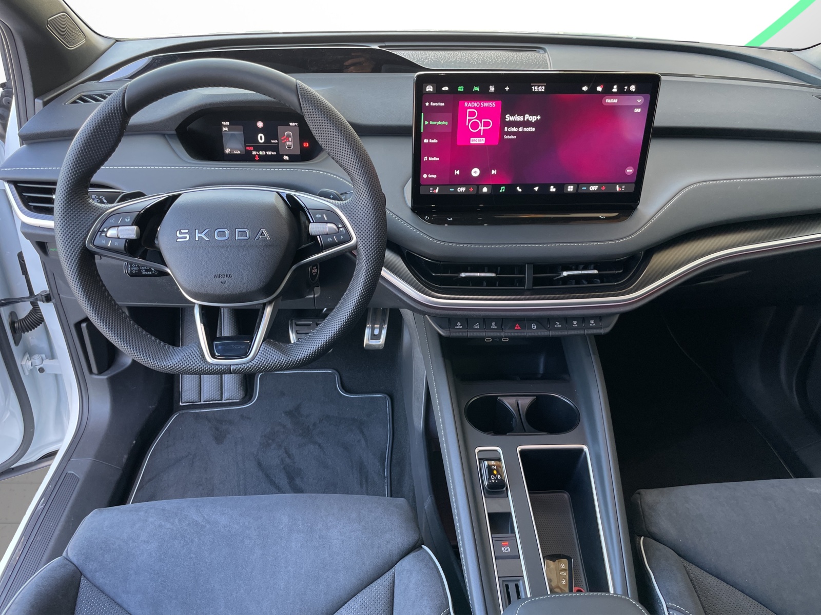 SKODA Enyaq 85x Sportline 4x4-image-9