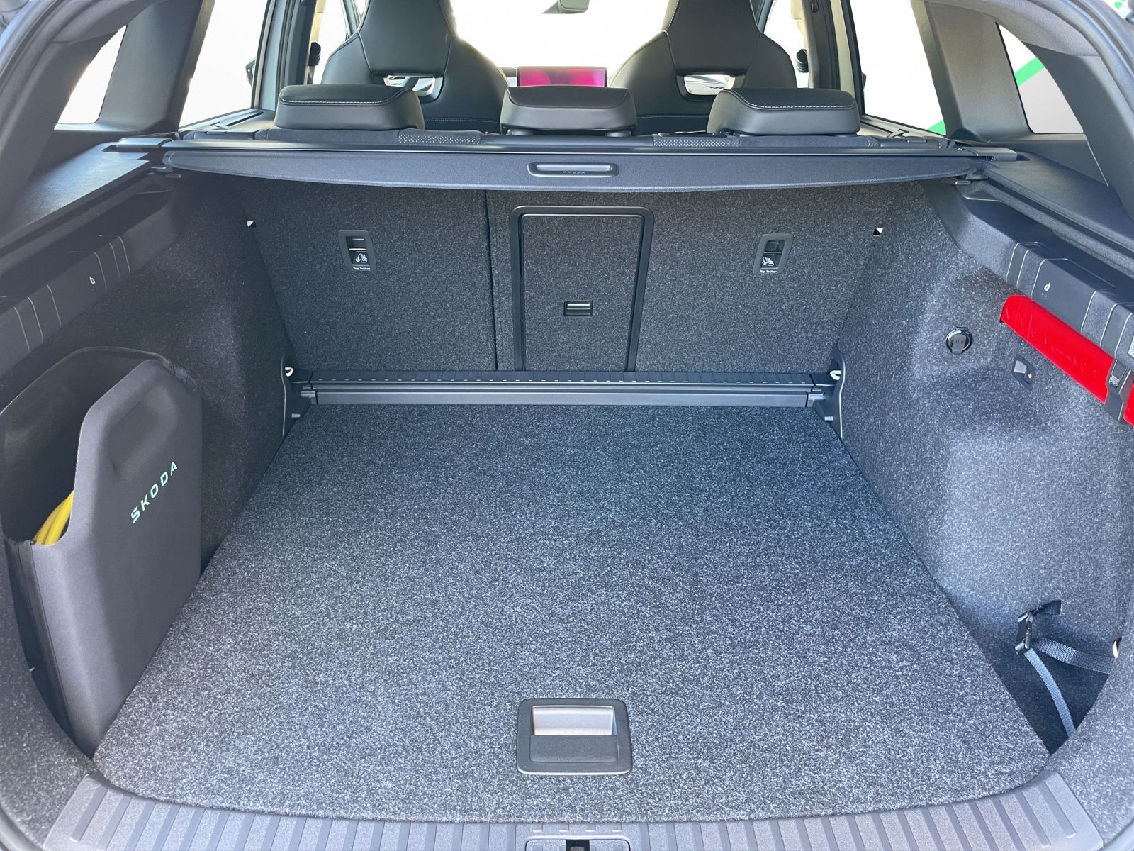 SKODA Enyaq 85x Sportline 4x4-image-14