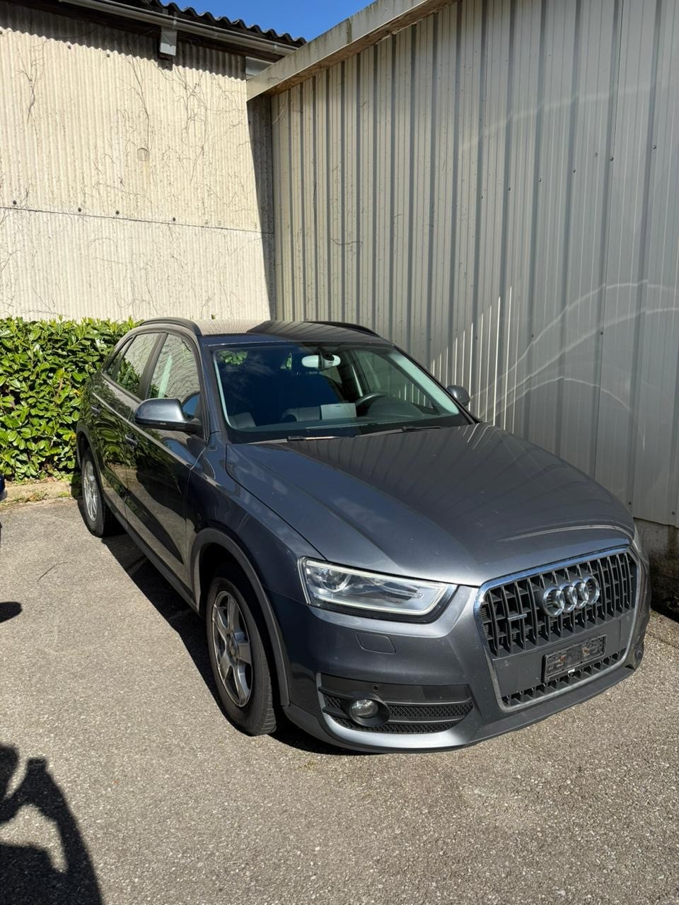 AUDI Q3 2.0 TFSI quattro S-tronic-image-1