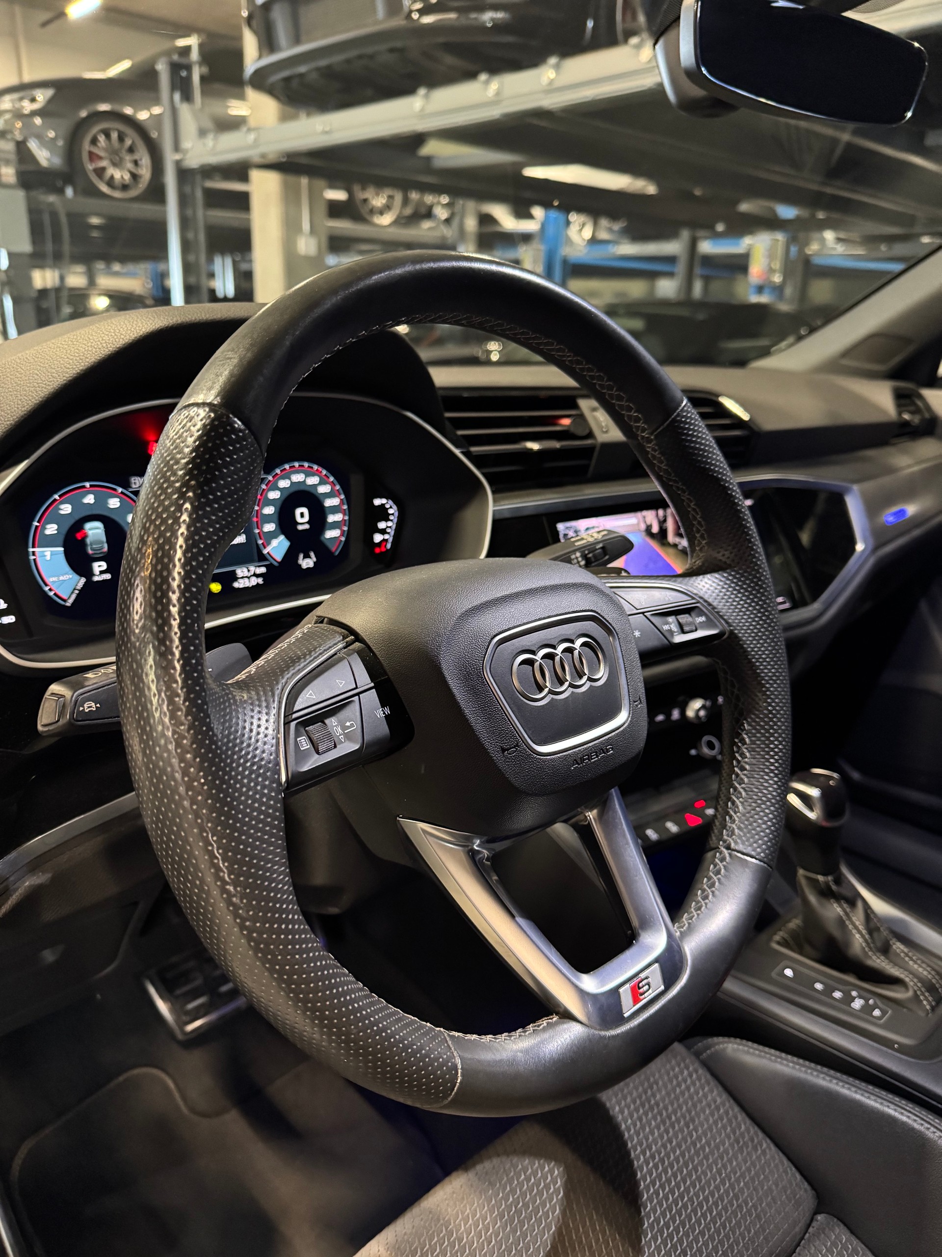 AUDI Q3 Sportback 35 TFSI S line S-tronic *Black ed.*-image-6