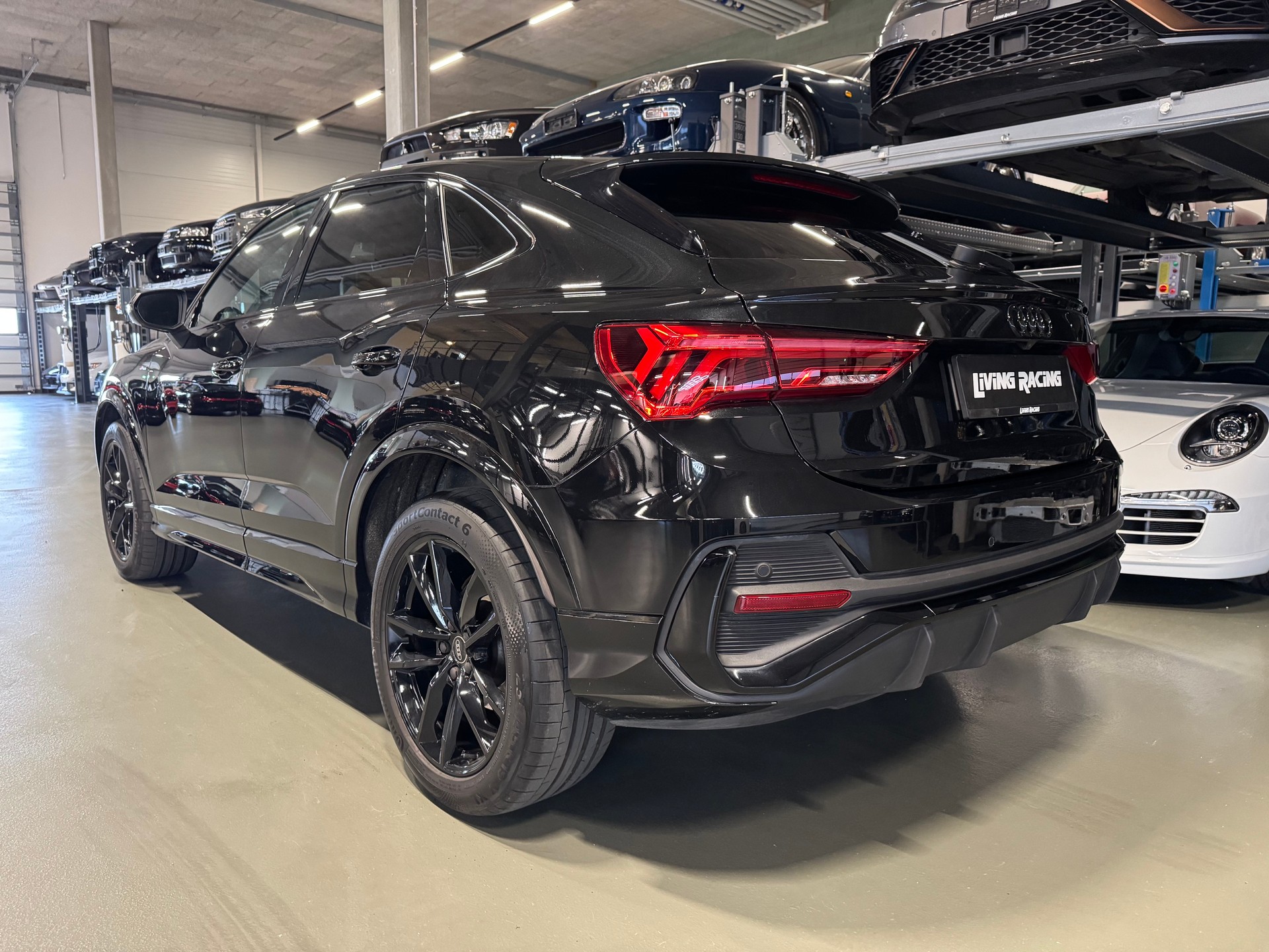 AUDI Q3 Sportback 35 TFSI S line S-tronic *Black ed.*-image-2