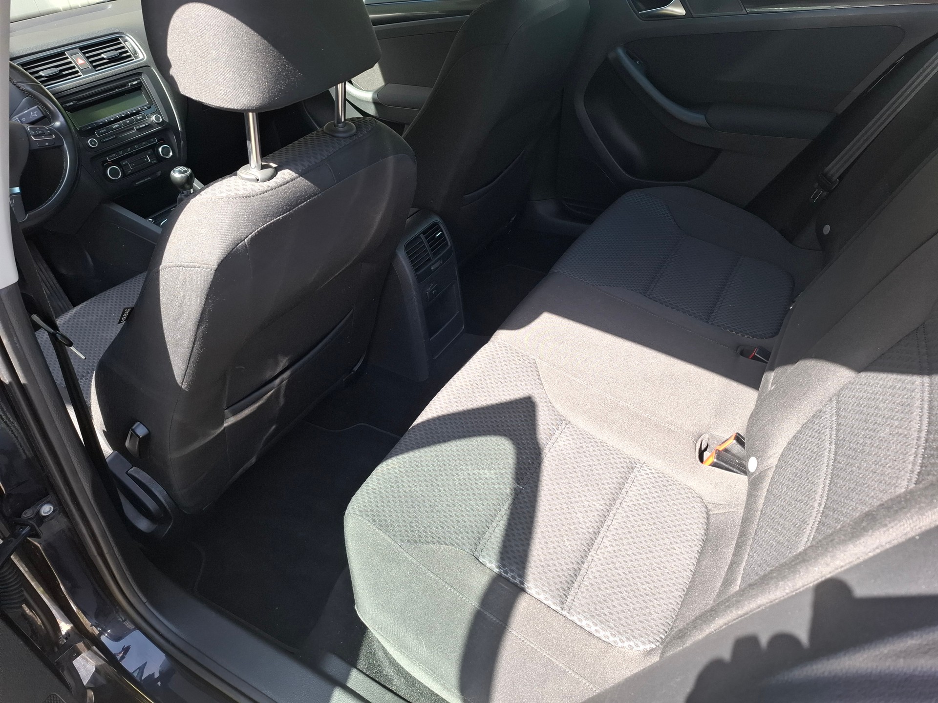 VW Jetta 1.2 TSI BlueMotion Technology Trendline-image-13