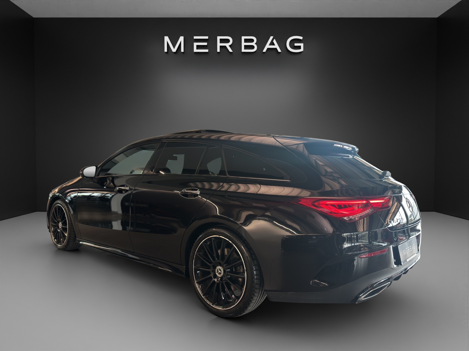 MERCEDES-BENZ CLA SB 250 AMG Line 4M 7G-image-3