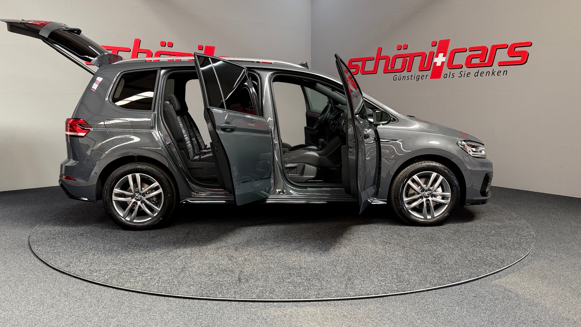 VW Touran 1.5 TSI EVO R-Line DSG Panorama-image-7