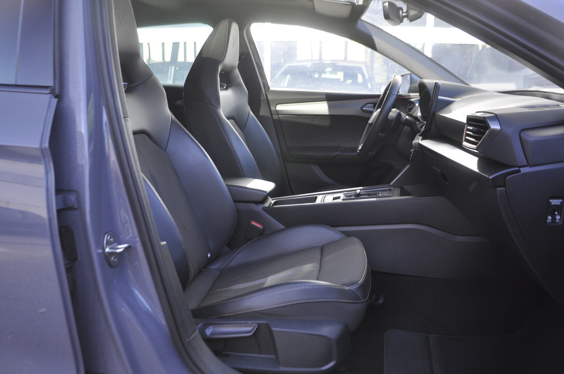CUPRA LEON 1.4 e-HYBRID pHEV DSG-image-7