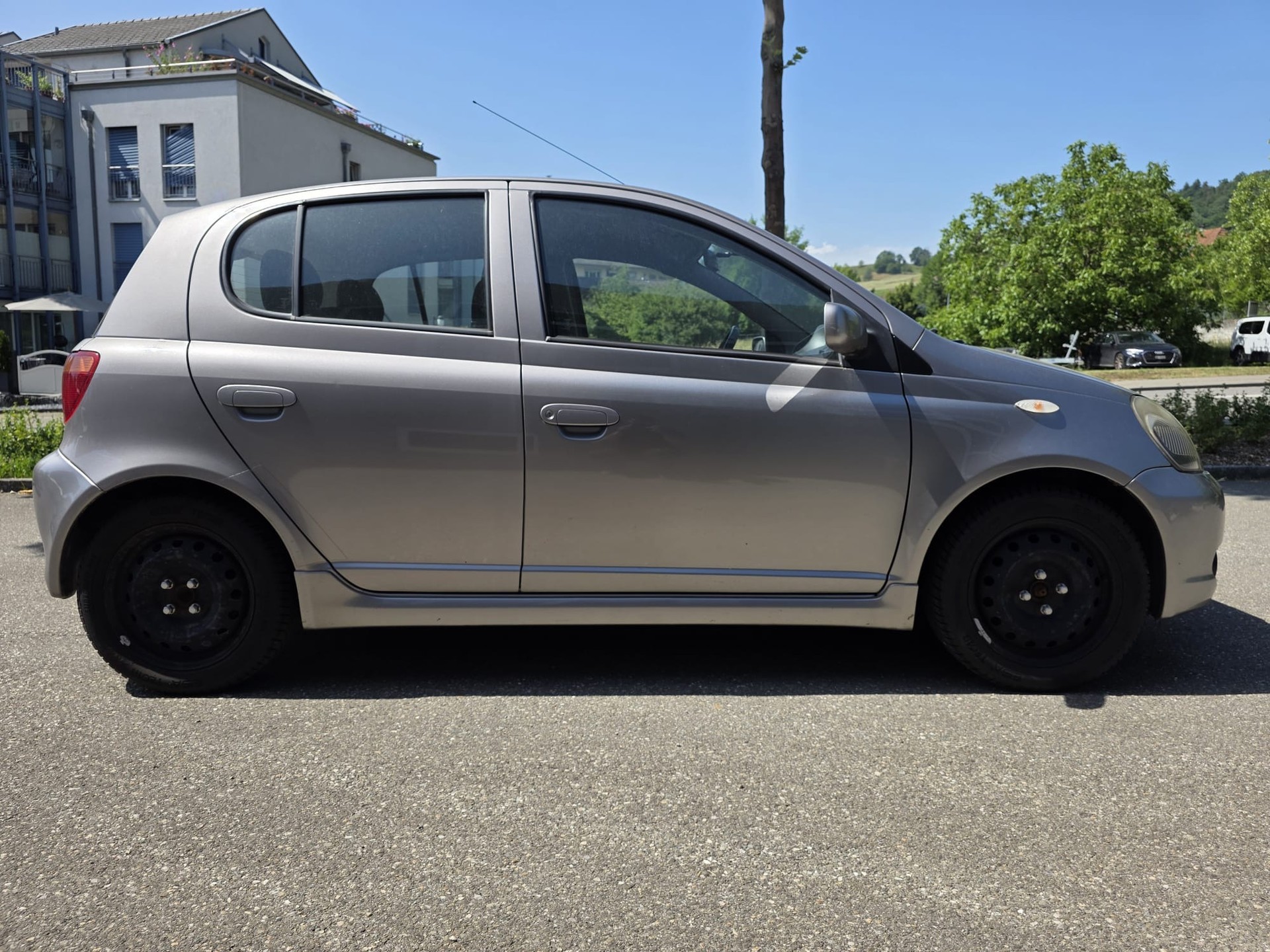 TOYOTA Yaris 1.5 TS-image-13