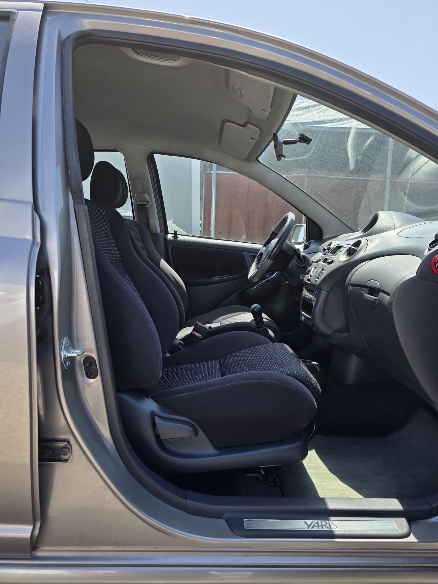 TOYOTA Yaris 1.5 TS-image-9