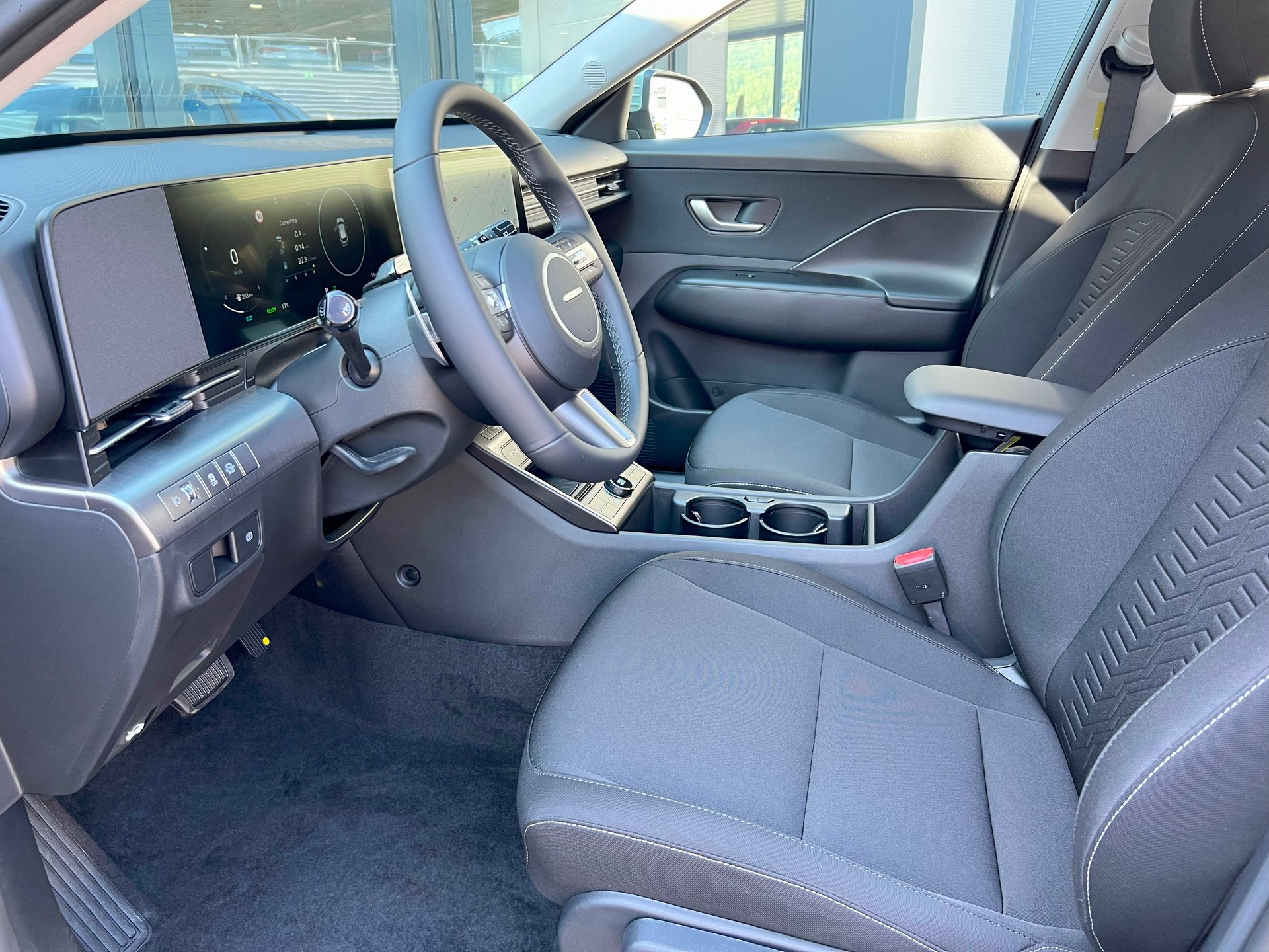 HYUNDAI Kona 1.6 GDi HEV Origo DCT-image-6