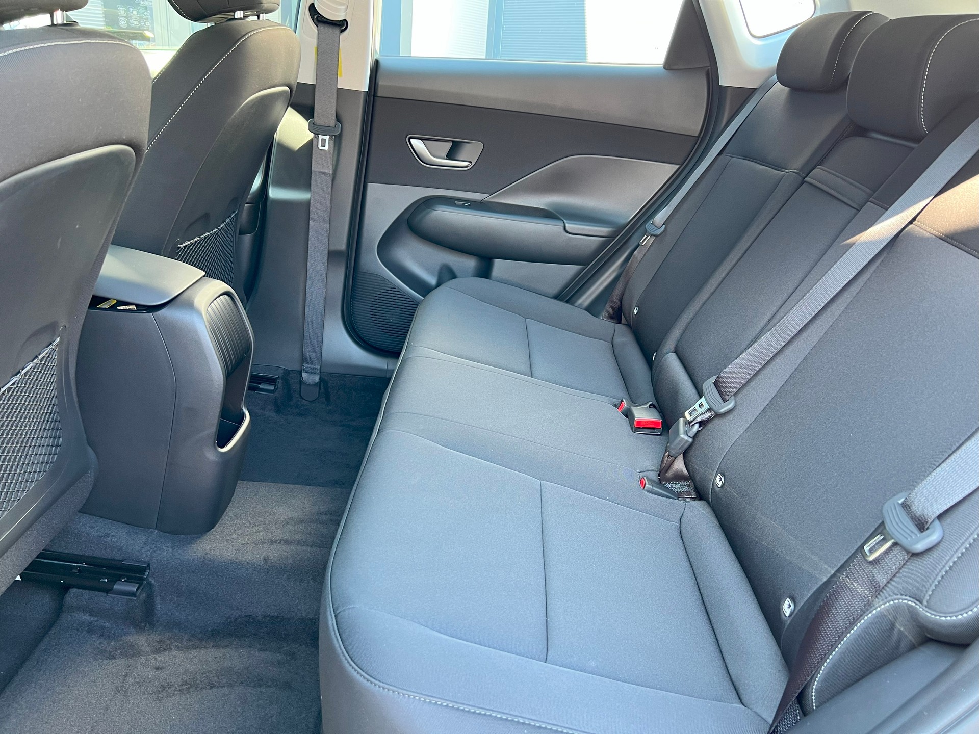 HYUNDAI Kona 1.6 GDi HEV Origo DCT-image-10