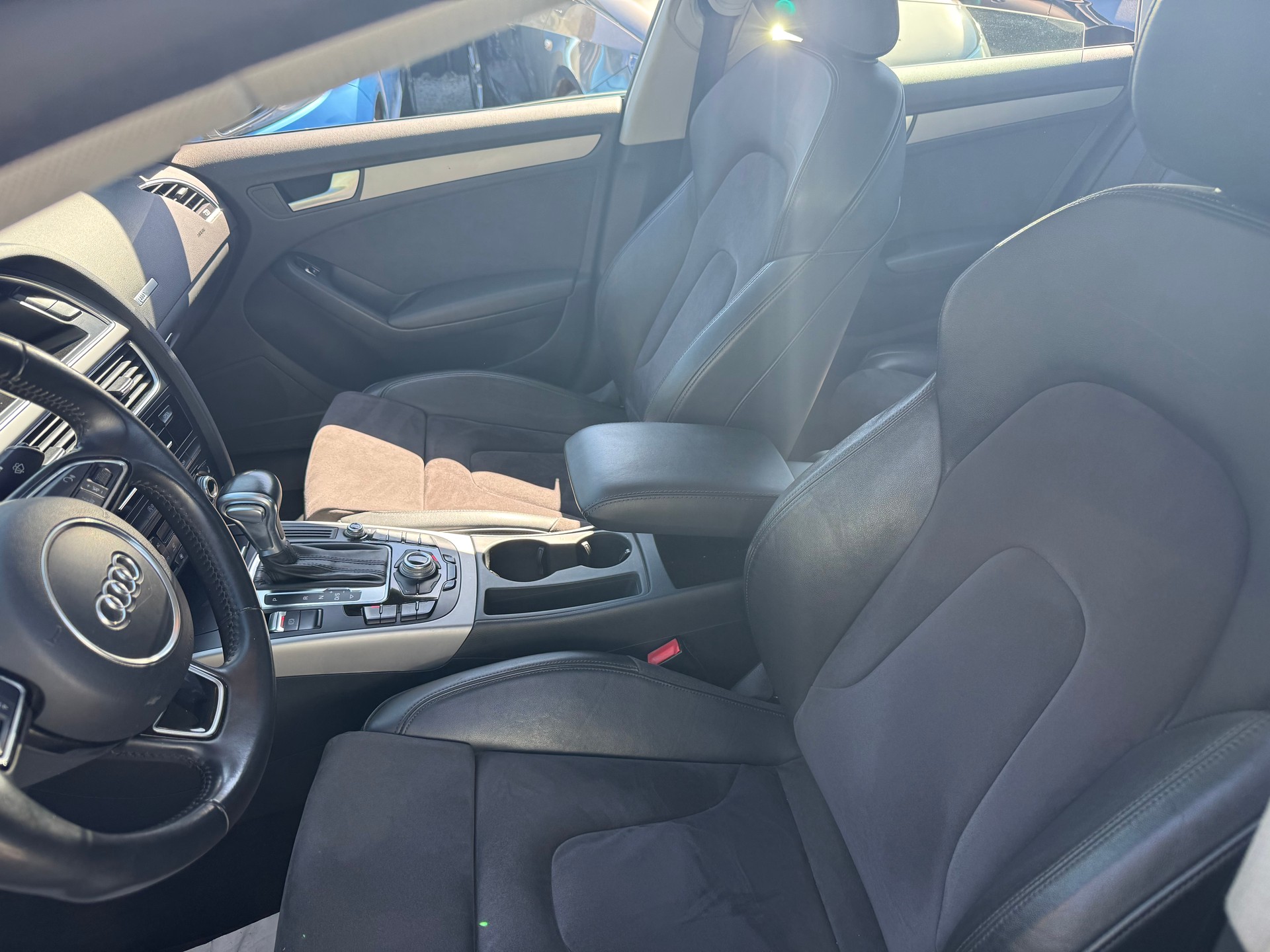 AUDI A5 Sportback 1.8 TFSI multitronic-image-15