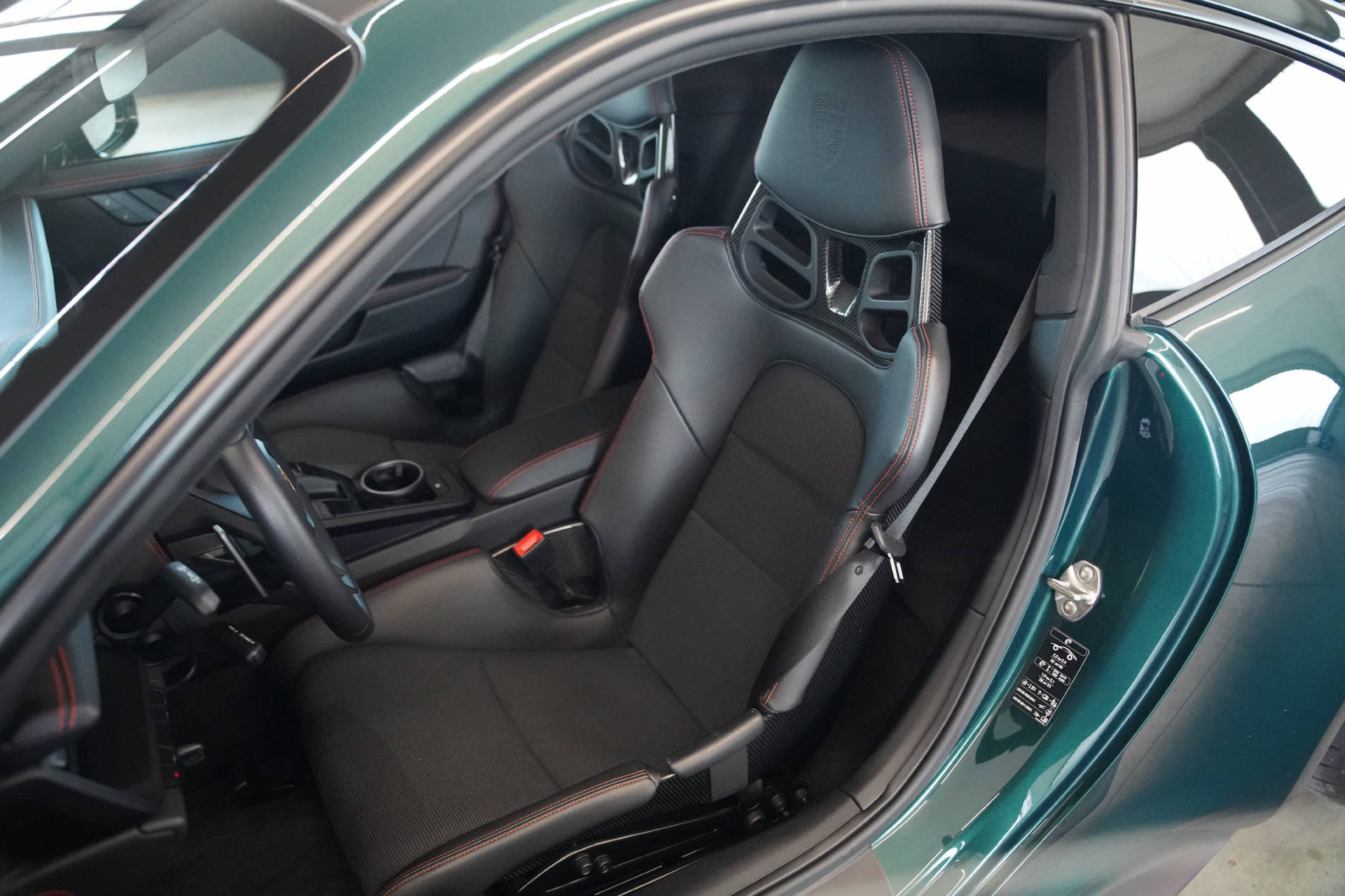 PORSCHE 911 GT3 Touring PDK Racing Green-image-9