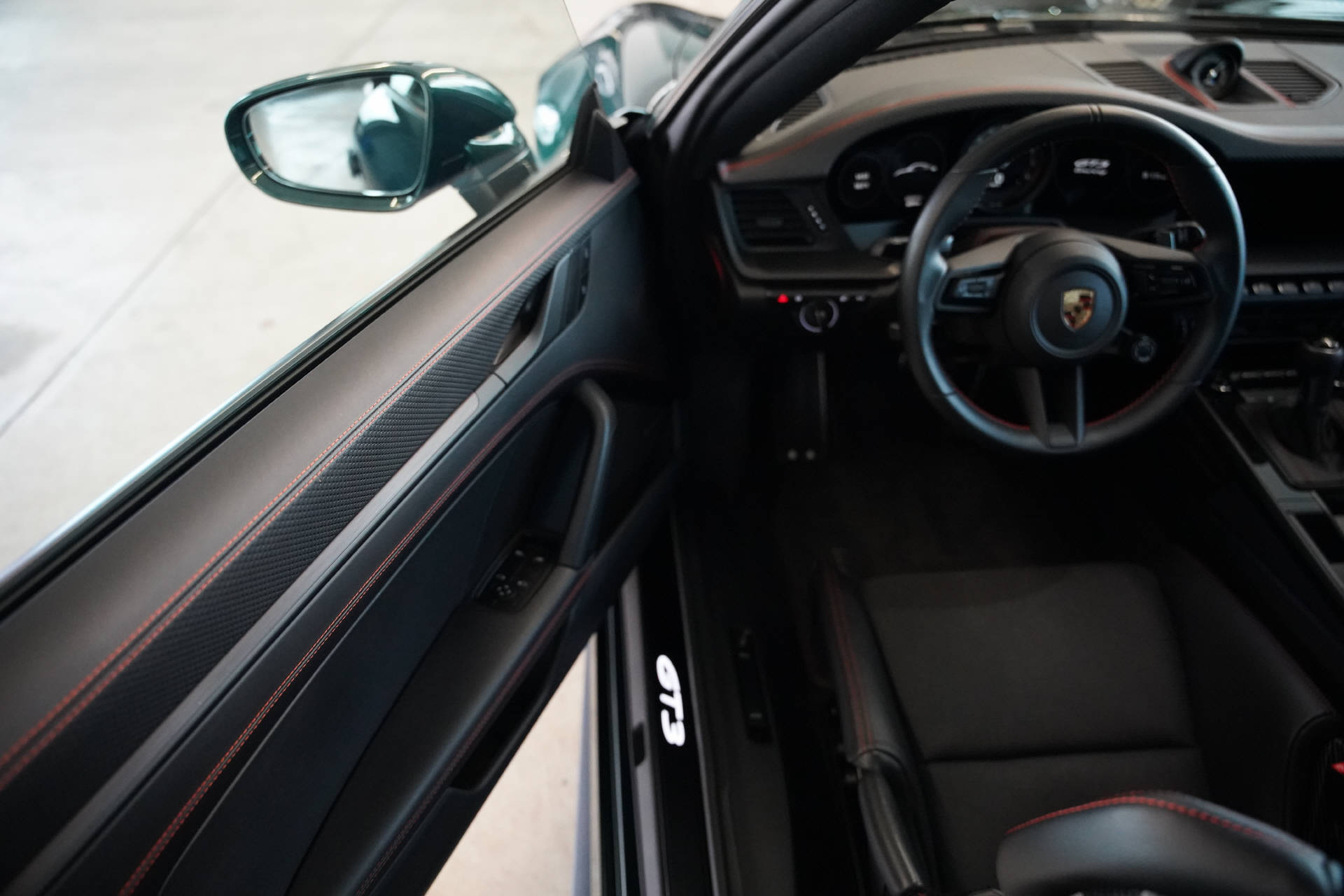 PORSCHE 911 GT3 Touring PDK Racing Green-image-8