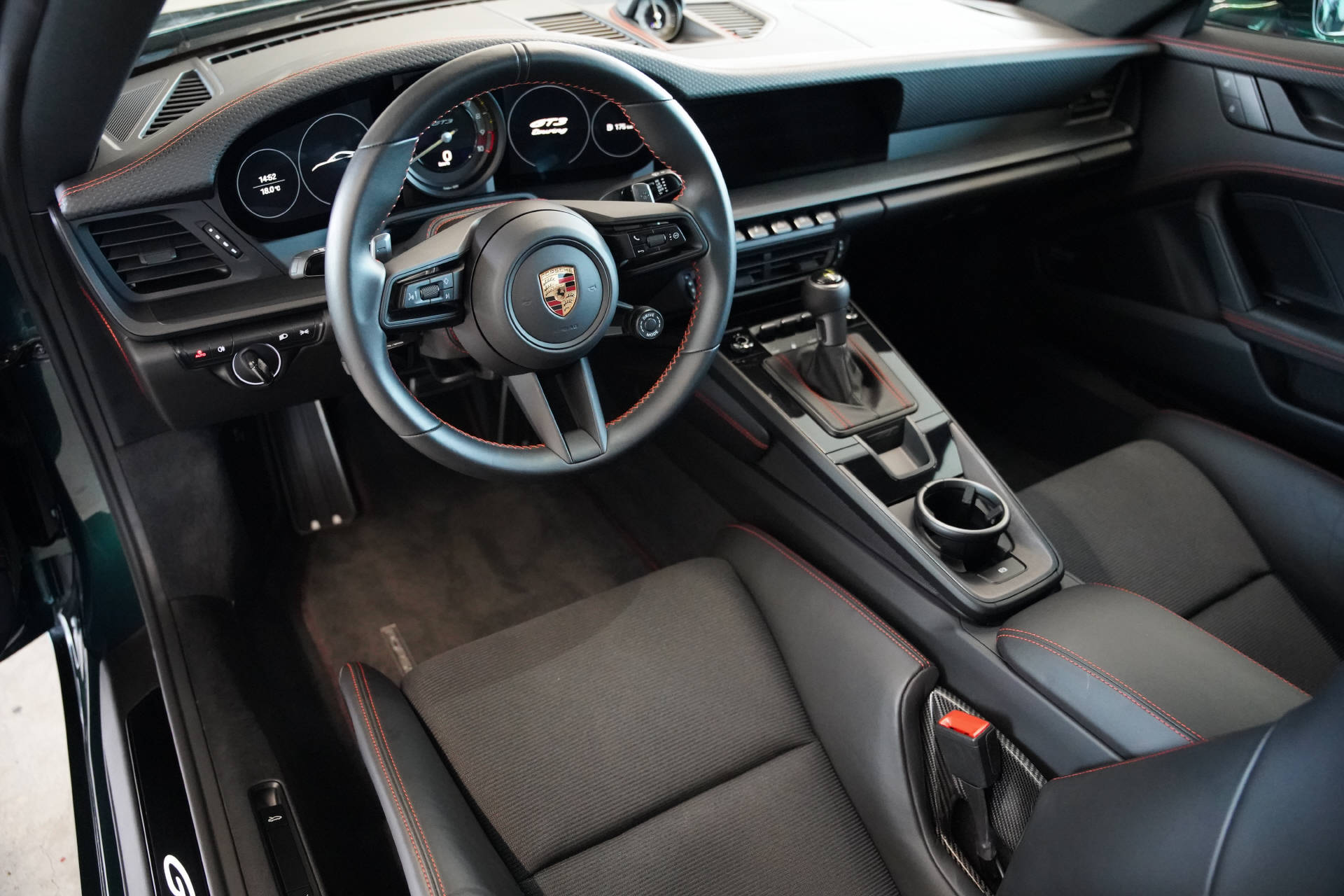 PORSCHE 911 GT3 Touring PDK Racing Green-image-6