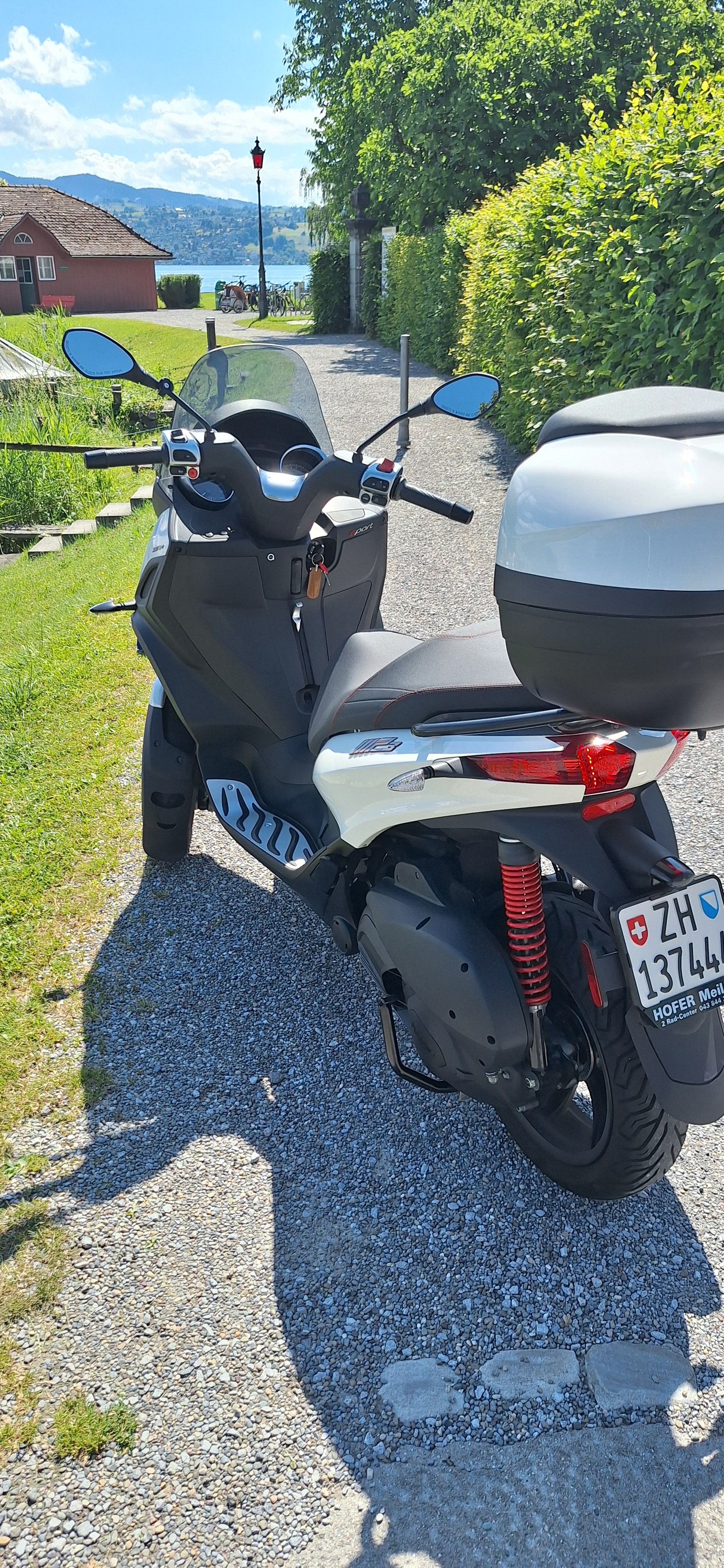 PIAGGIO MP3 300 HPE Sport-image-4