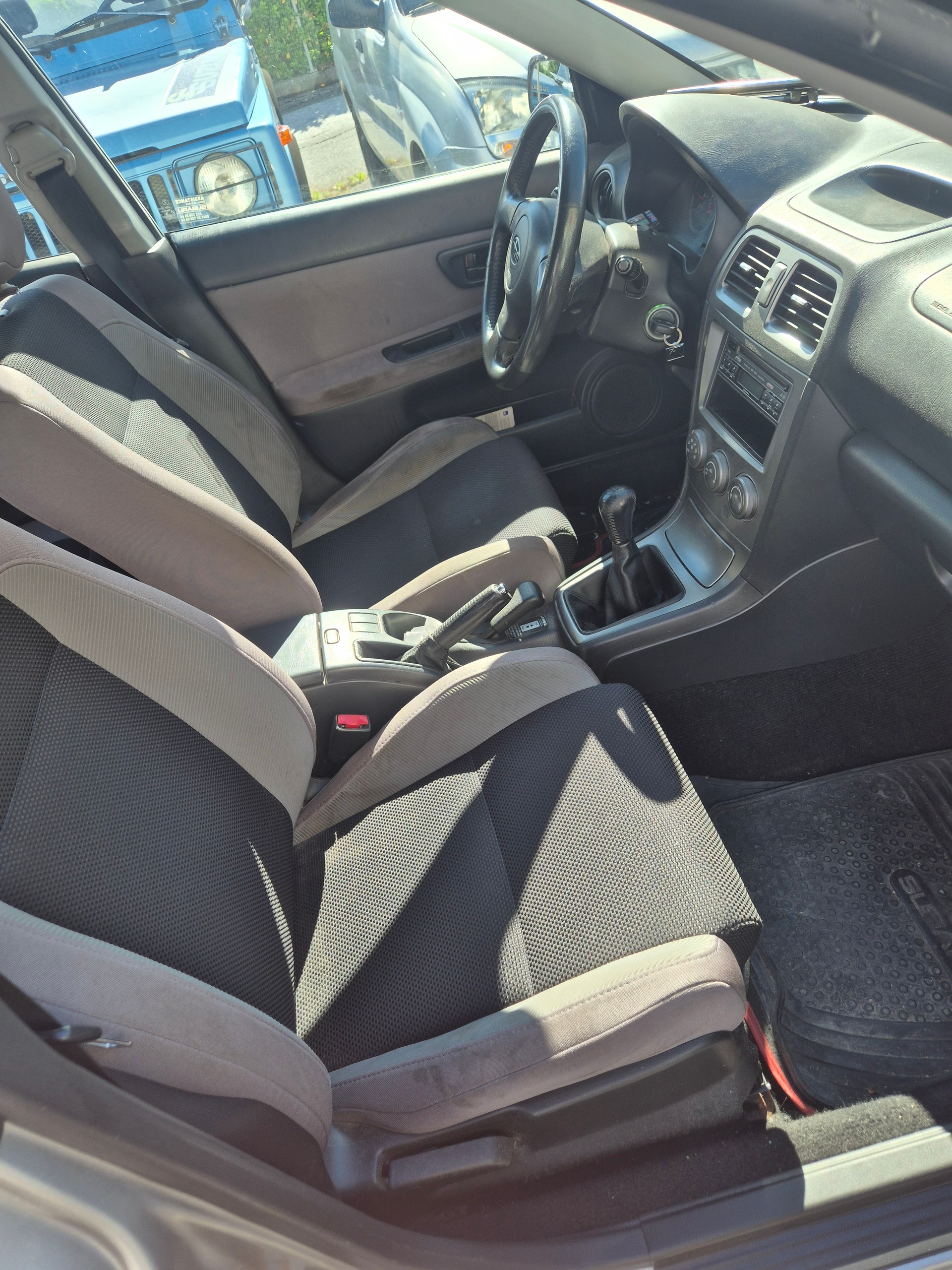 SUBARU Impreza 2.0R-image-5