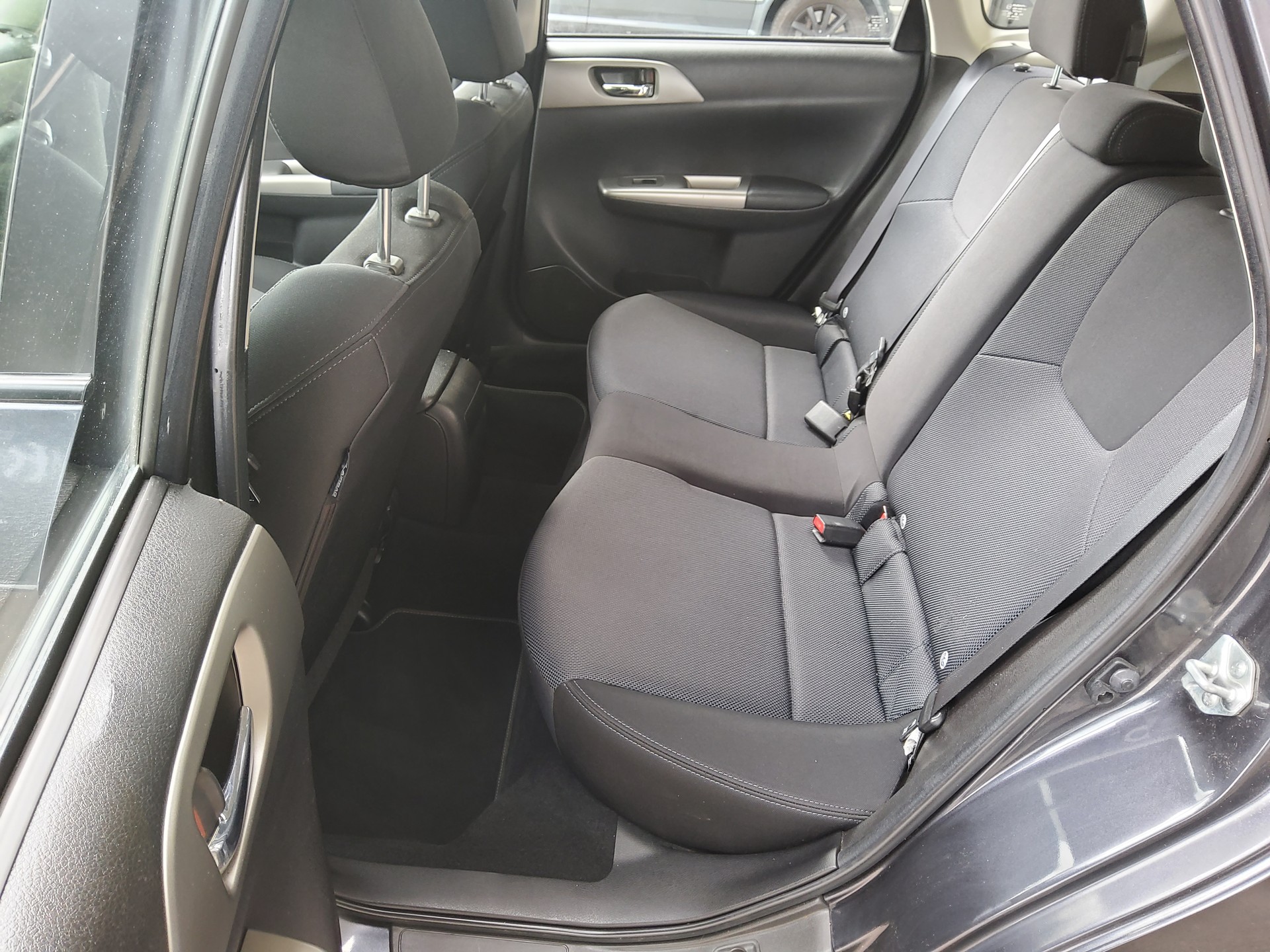 SUBARU Impreza 2.0R Swiss-image-8