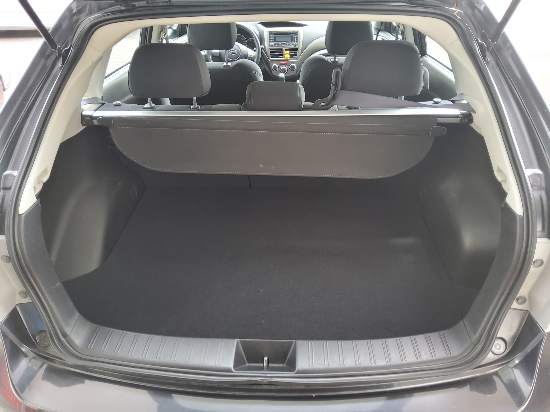 SUBARU Impreza 2.0R Swiss-image-10