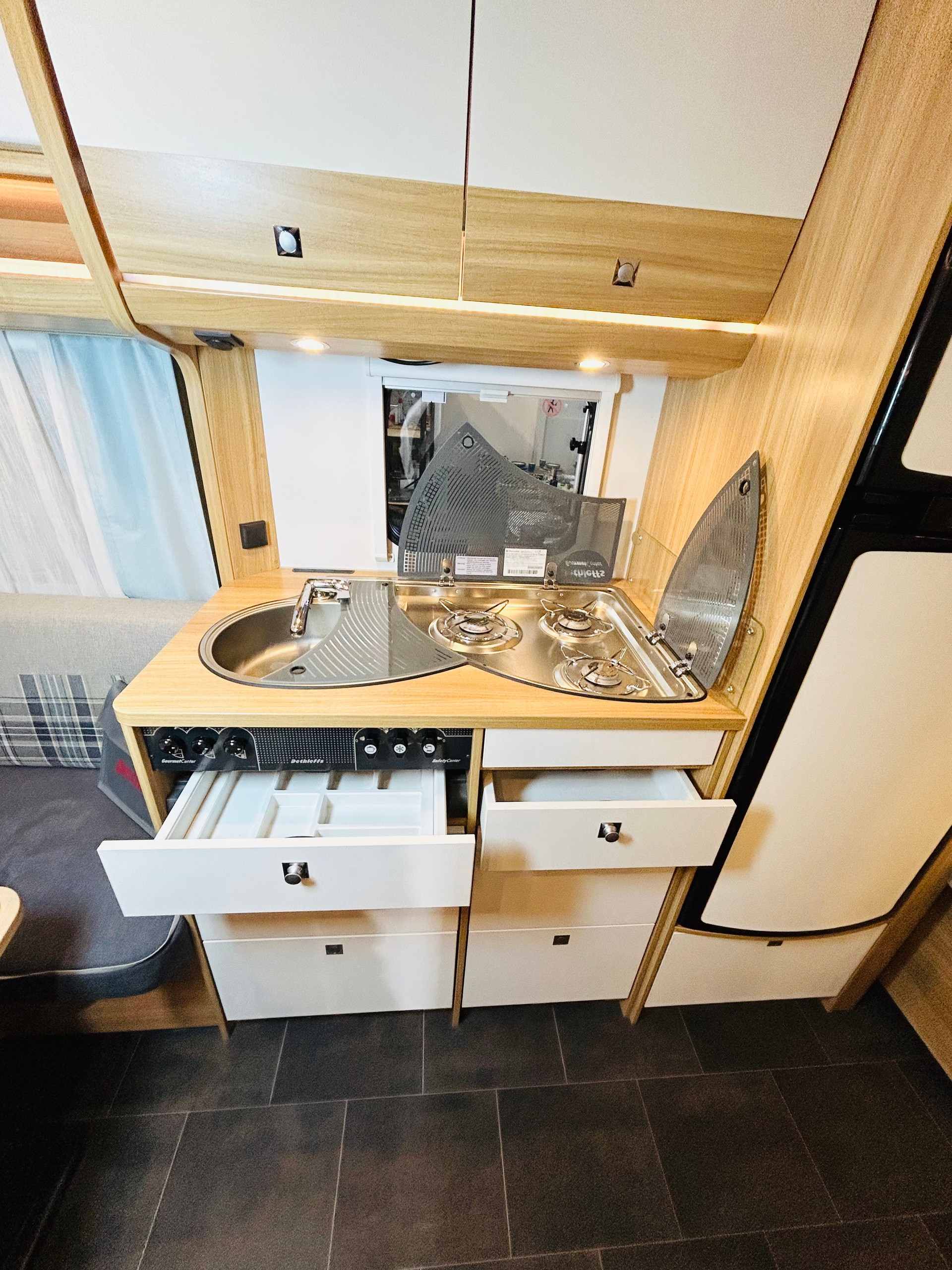 DETHLEFFS Camper 470 FR-image-10