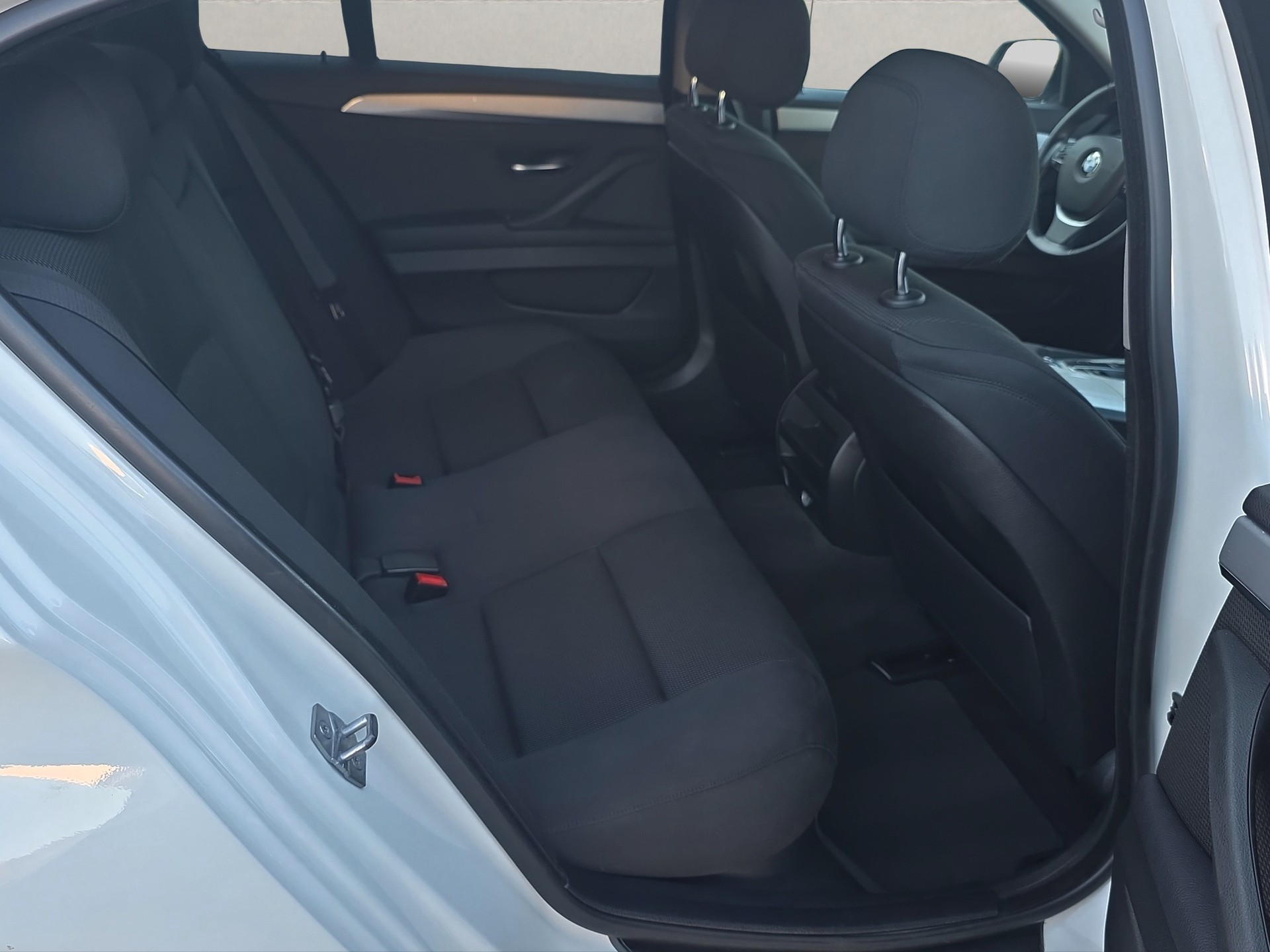 BMW 530d xDrive Steptronic-image-13