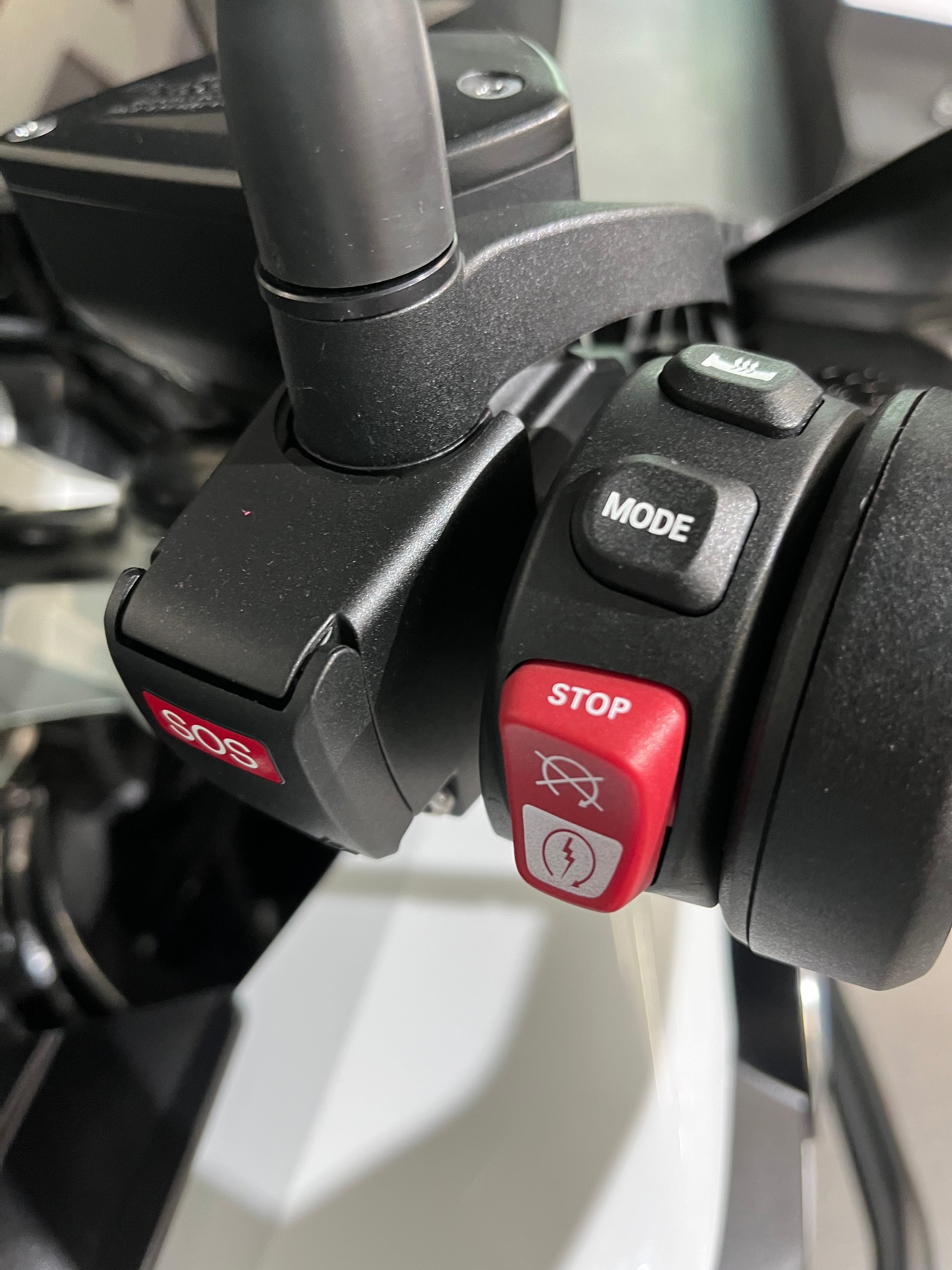 BMW F 750 GS ABS-image-4