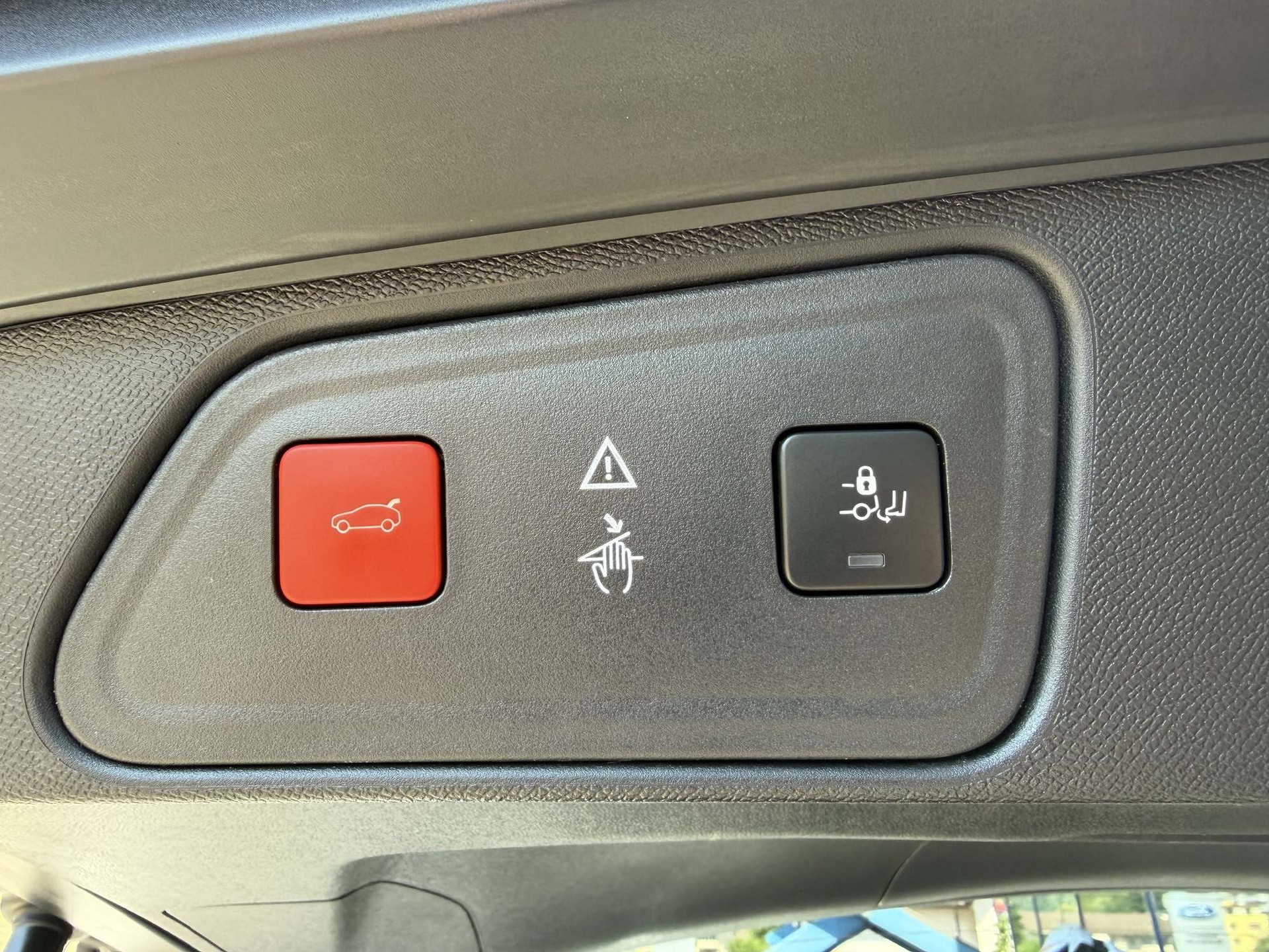 PEUGEOT 3008 1.5 BlueHDi Allure/ LED, Schiebedach, el. Heckklappe-image-15