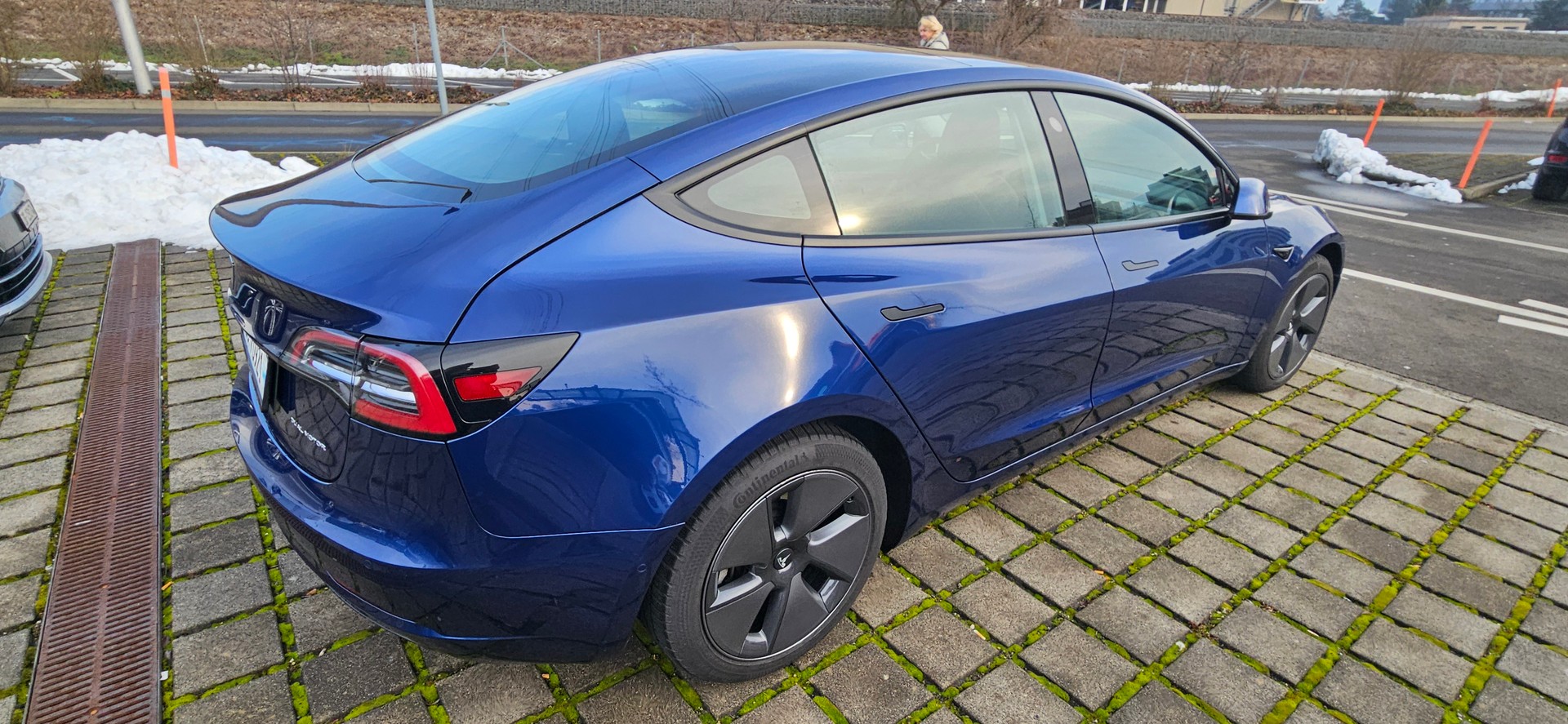 TESLA Long Range D