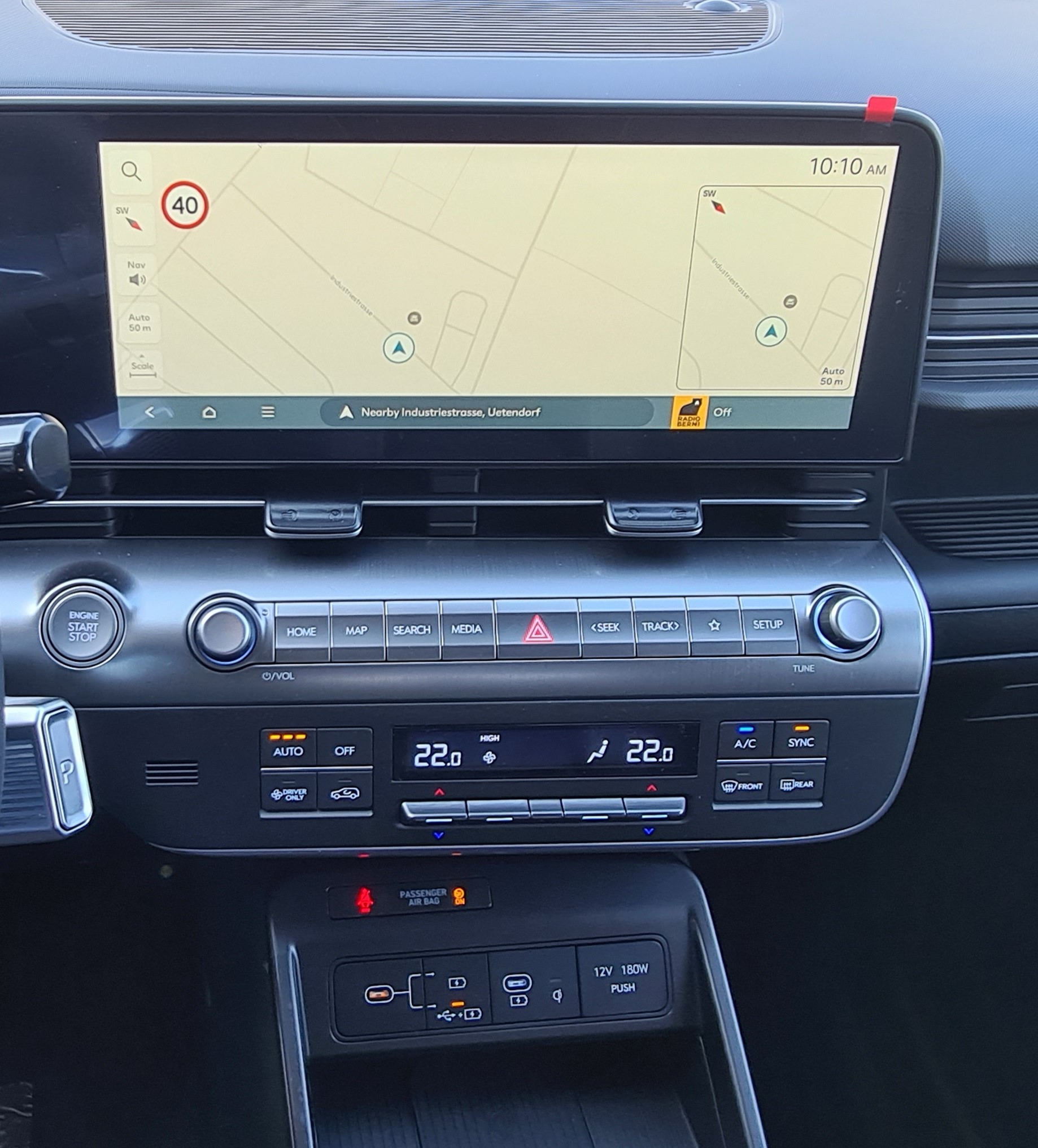 HYUNDAI Kona 1.6 GDi HEV Amplia DCT-image-13