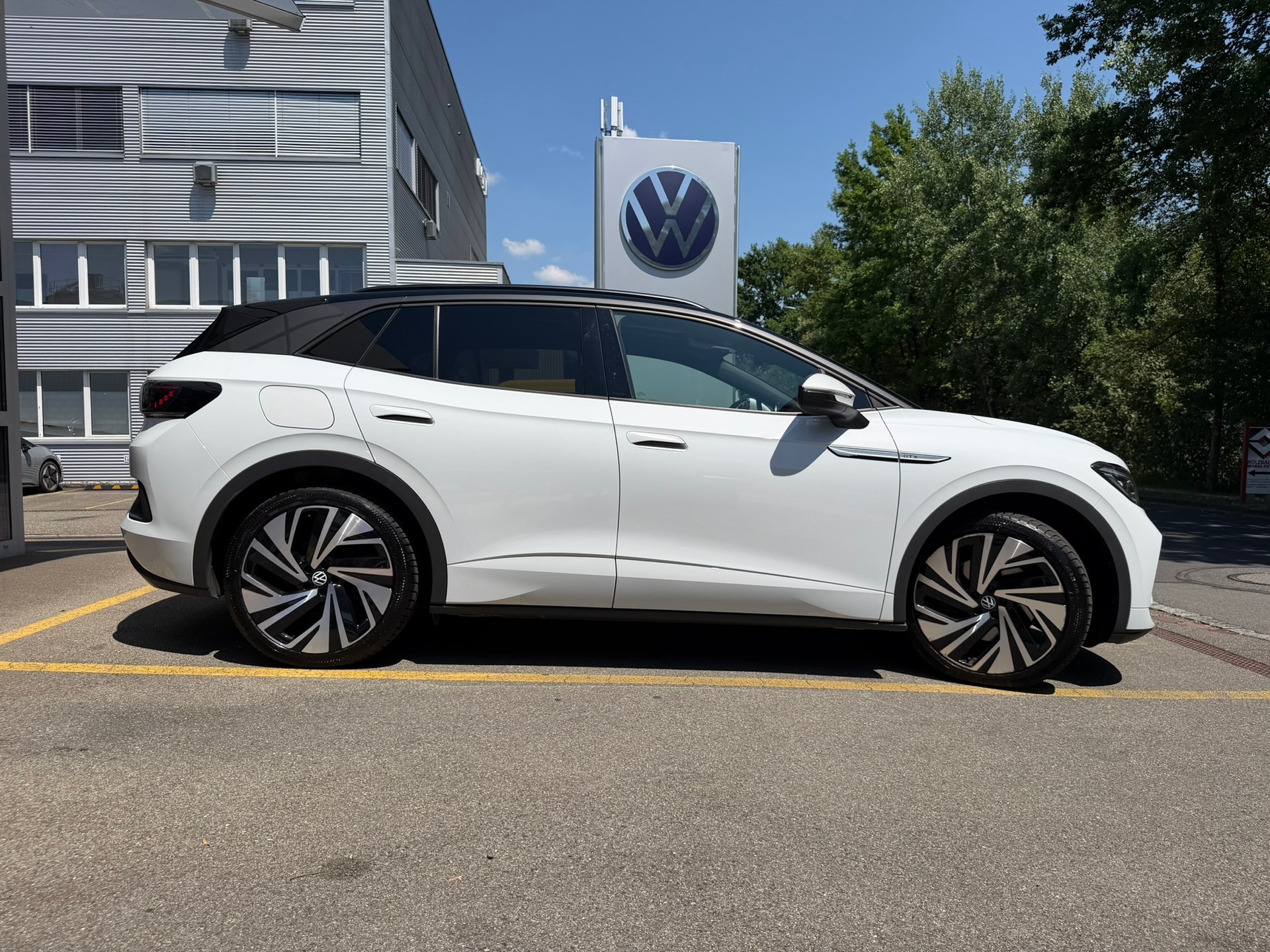 VW ID.4 GTX 77 kWh 4Motion-image-4